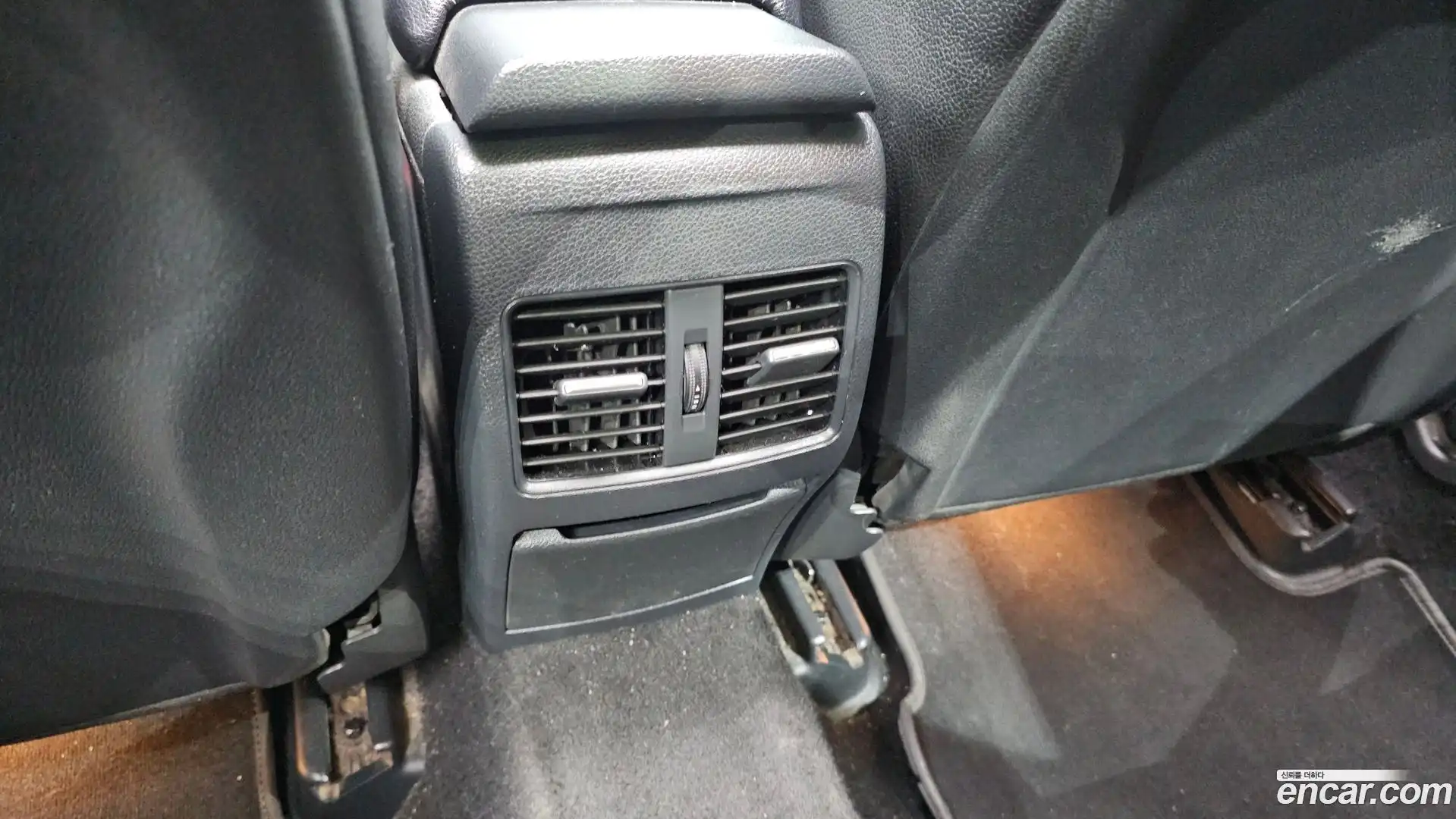 GLA-Class Mercedes-Benz 2019.5-OPTION-044
