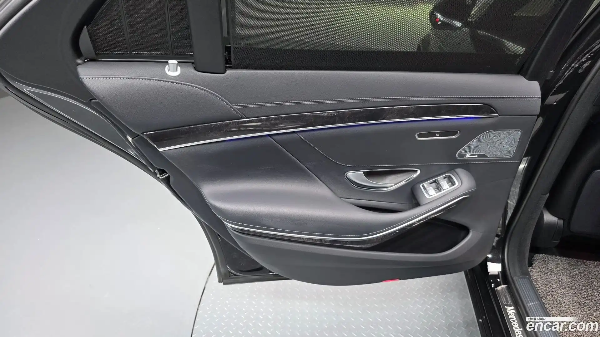 S-Class Mercedes-Benz 2019.6-INNER-035