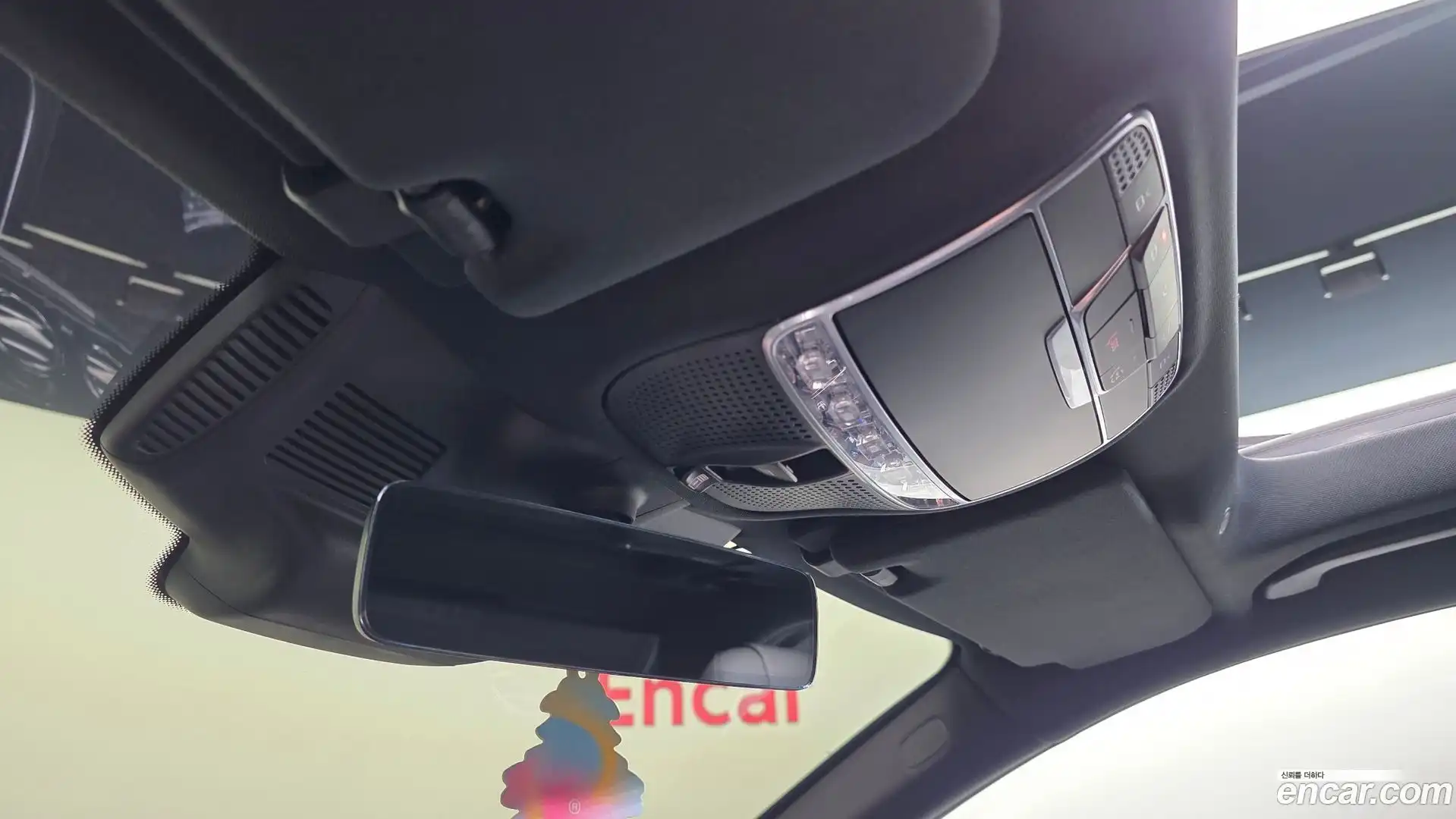 S-Class Mercedes-Benz 2019.6-OPTION-044