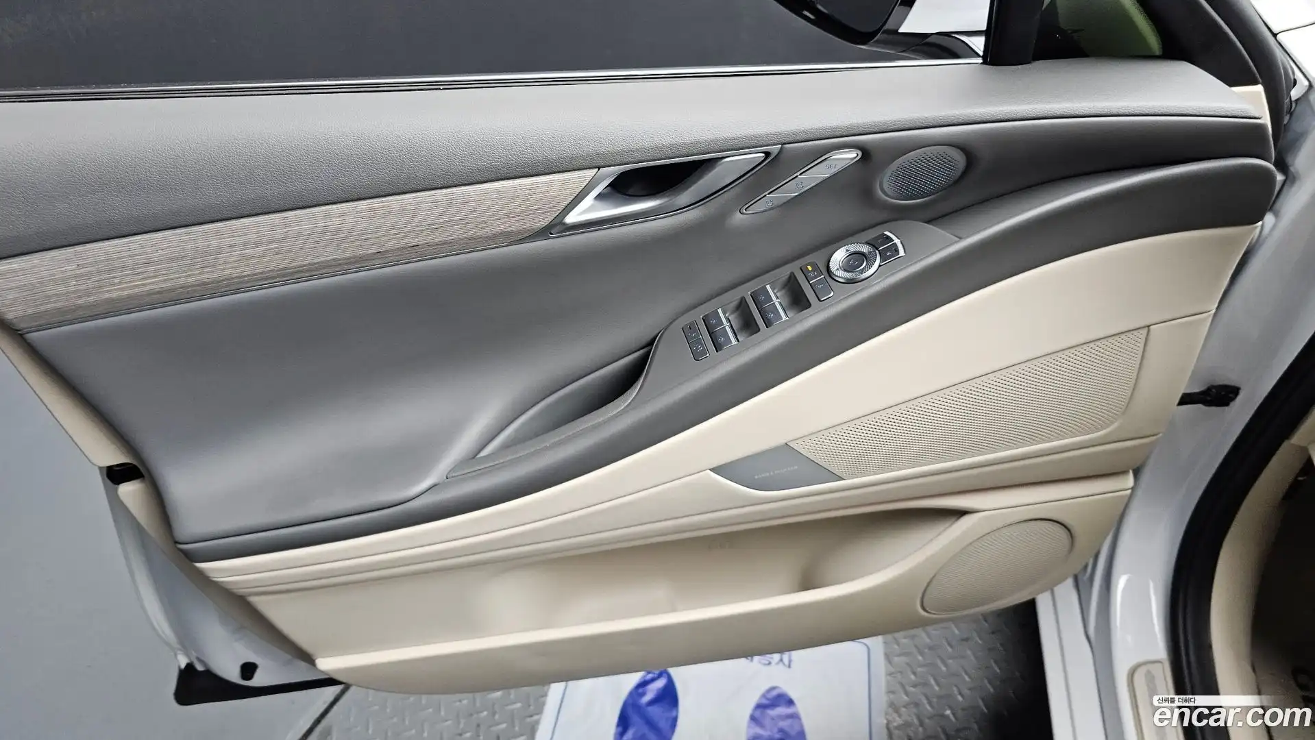 G80 Genesis 2024.8-INNER-034