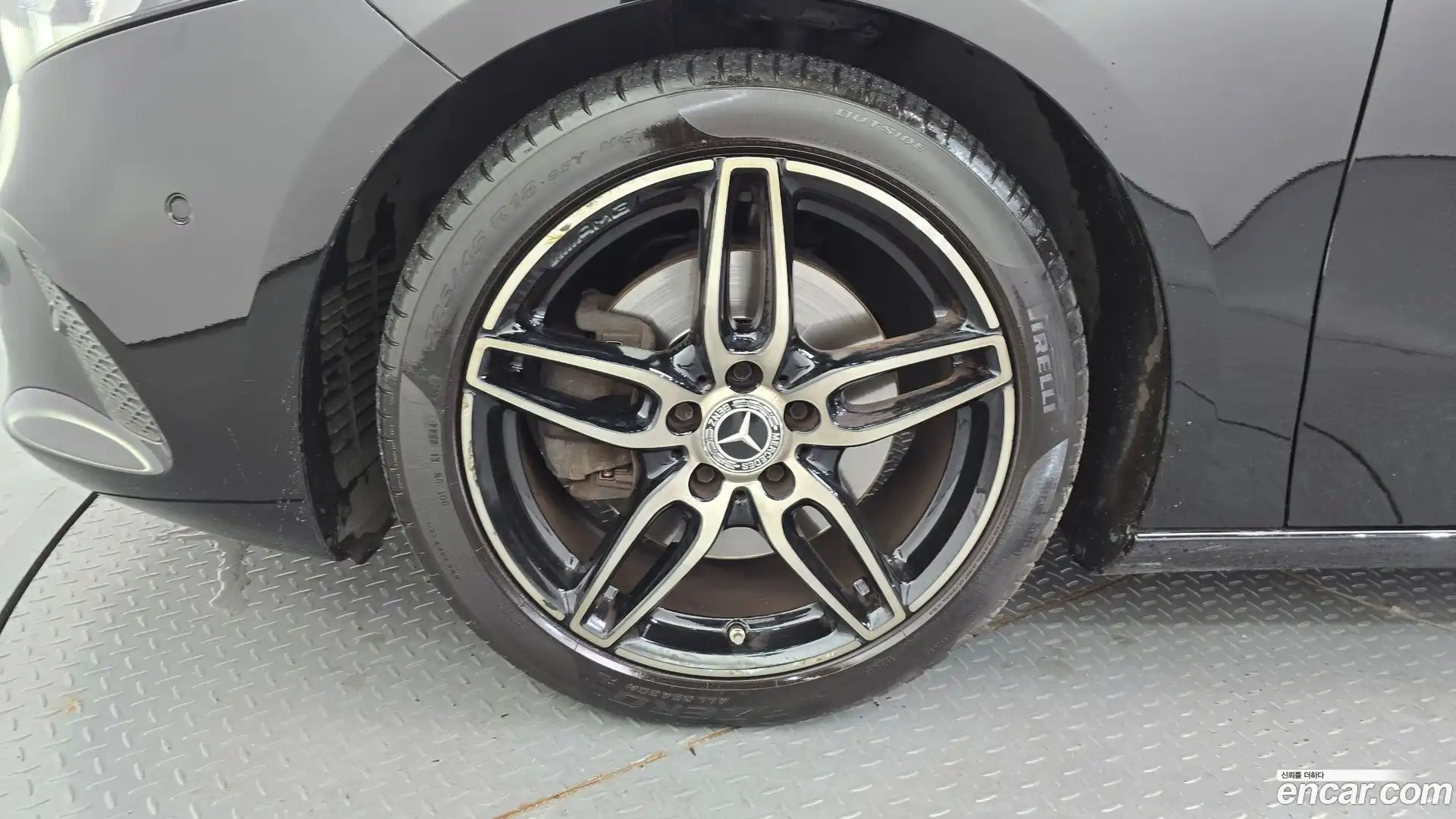 A-Class Mercedes-Benz 2020.1-OUTER-005