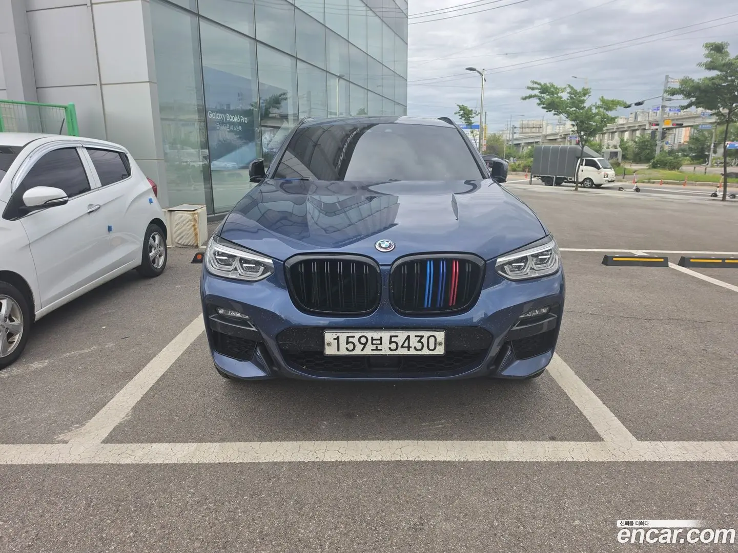 Main__Slider__Photo:X4 BMW 2020.3-0