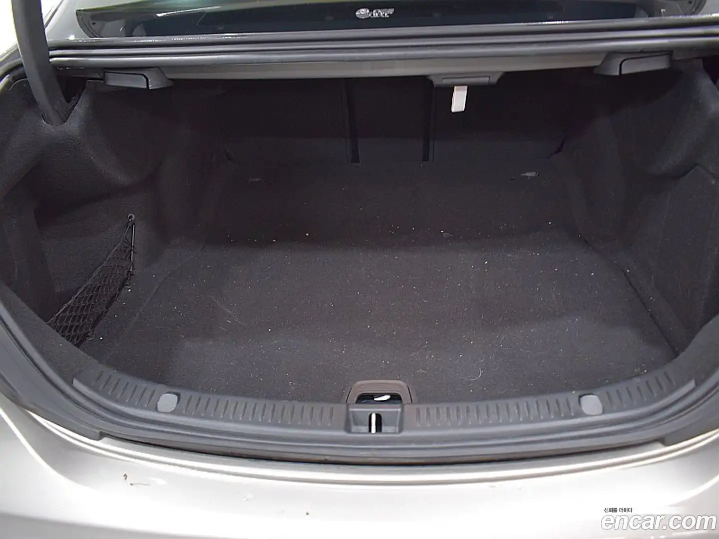 E-Class Mercedes-Benz 2022.5-OPTION-021
