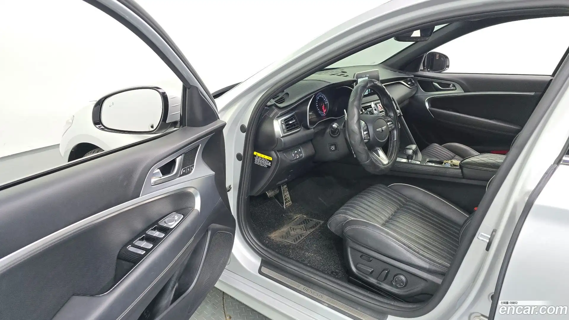 G70 Genesis 2017.10-INNER-010