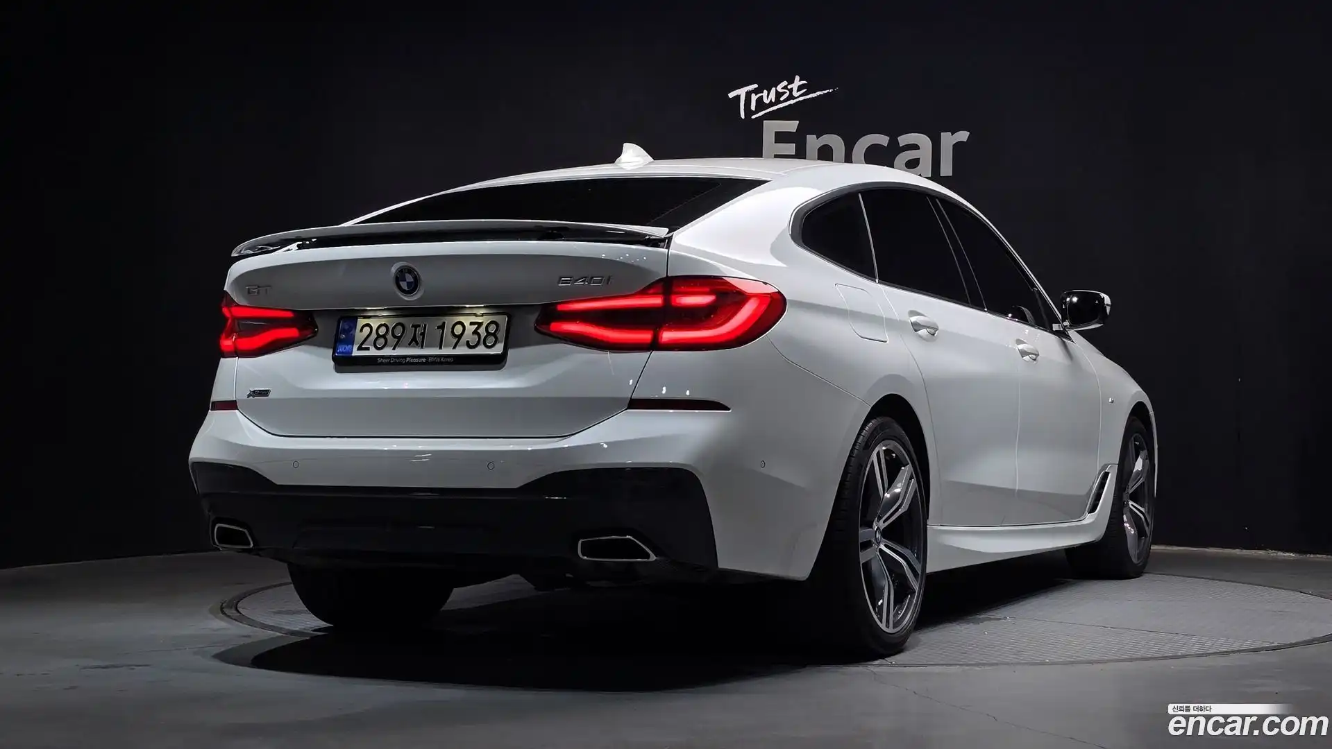 Gran Turismo BMW 2019.7-OUTER-002