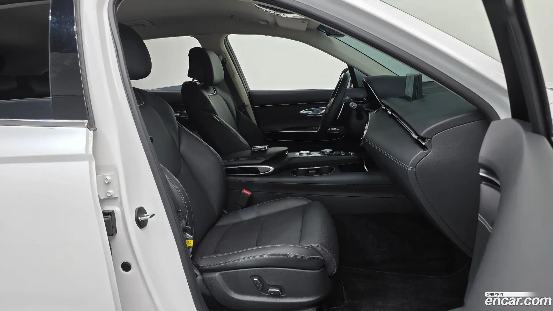 GV70 Genesis 2022.5-INNER-036