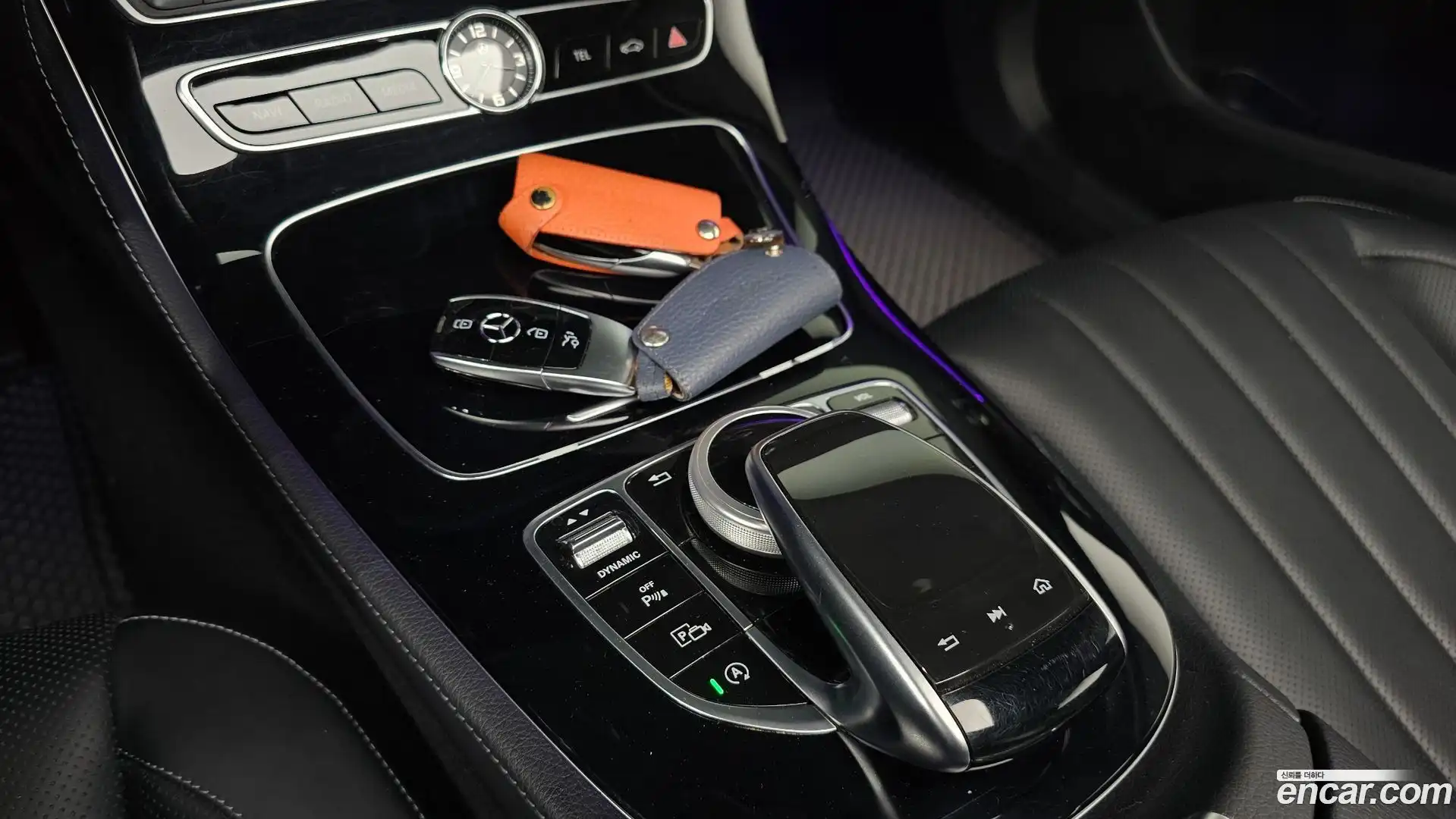E-Class Mercedes-Benz 2018.4-OPTION-024