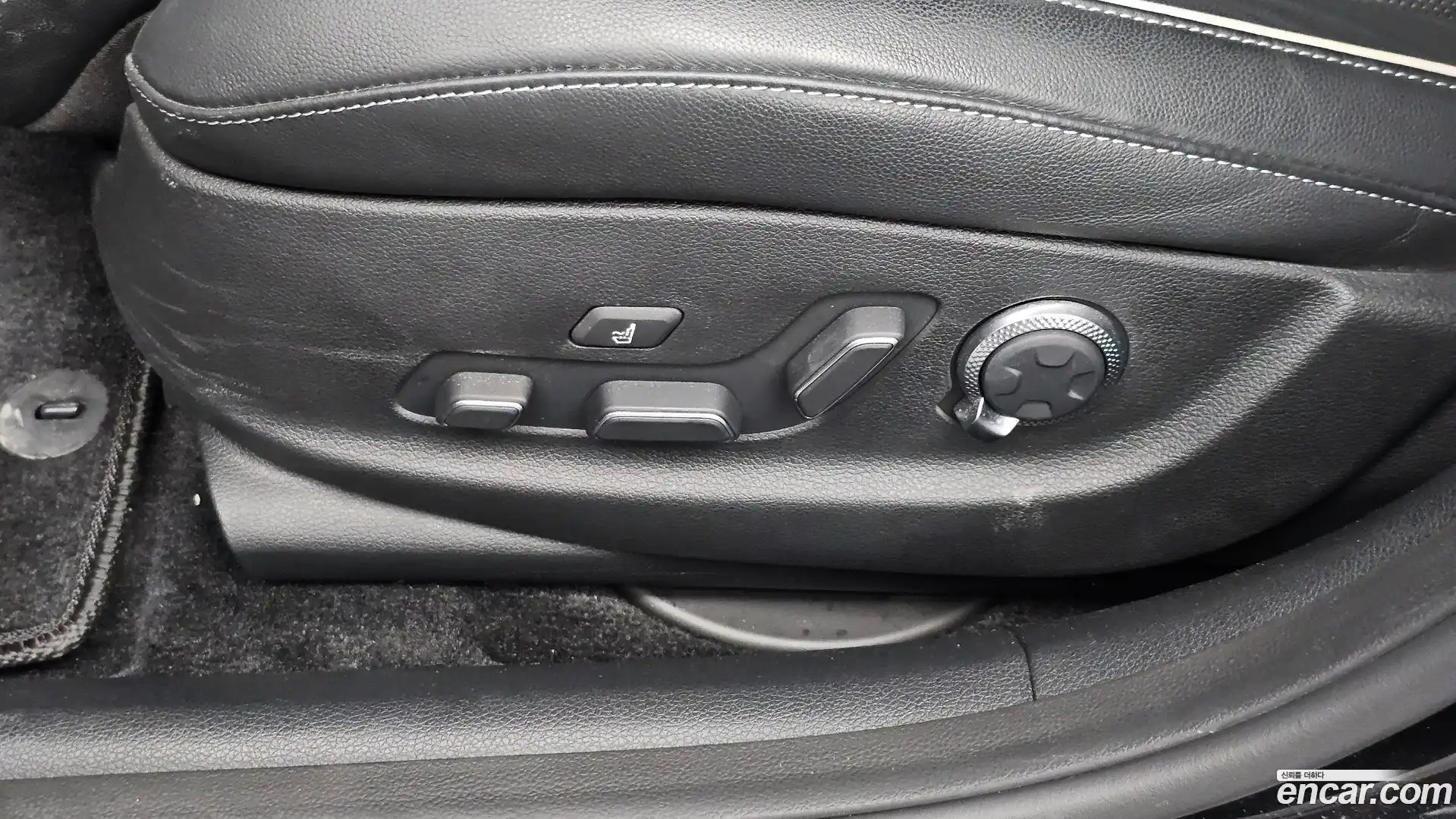 G80 Genesis 2023.11-INNER-036