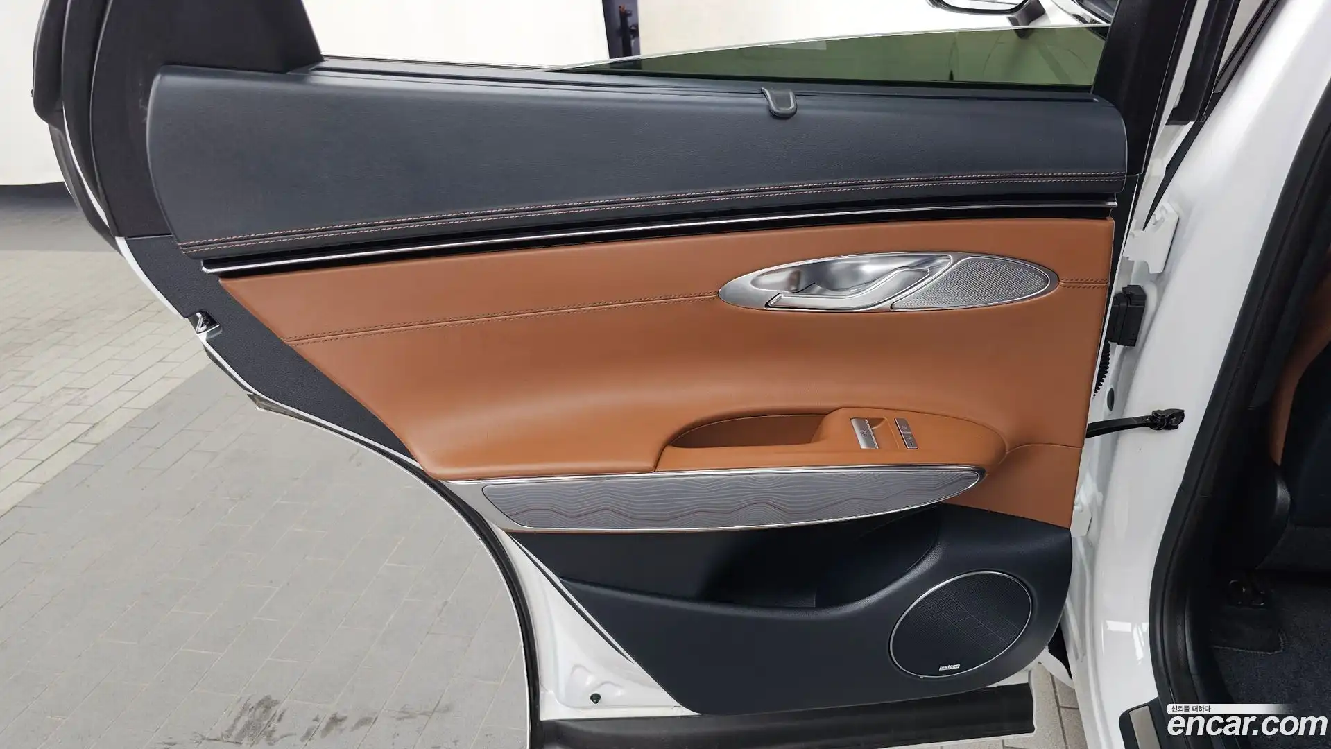GV70 Genesis 2023.6-INNER-035