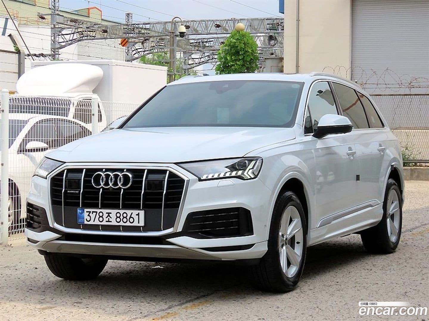 Main__Slider__Photo:Q7 Audi 2021.9-0