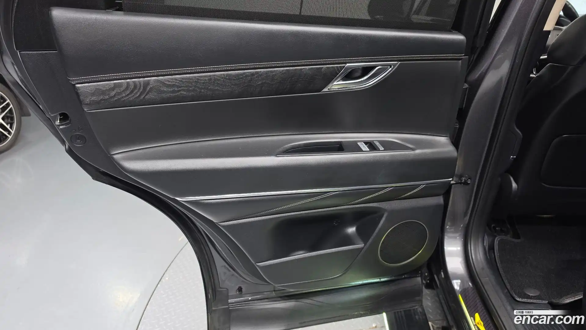 GV80 Genesis 2020.2-INNER-035