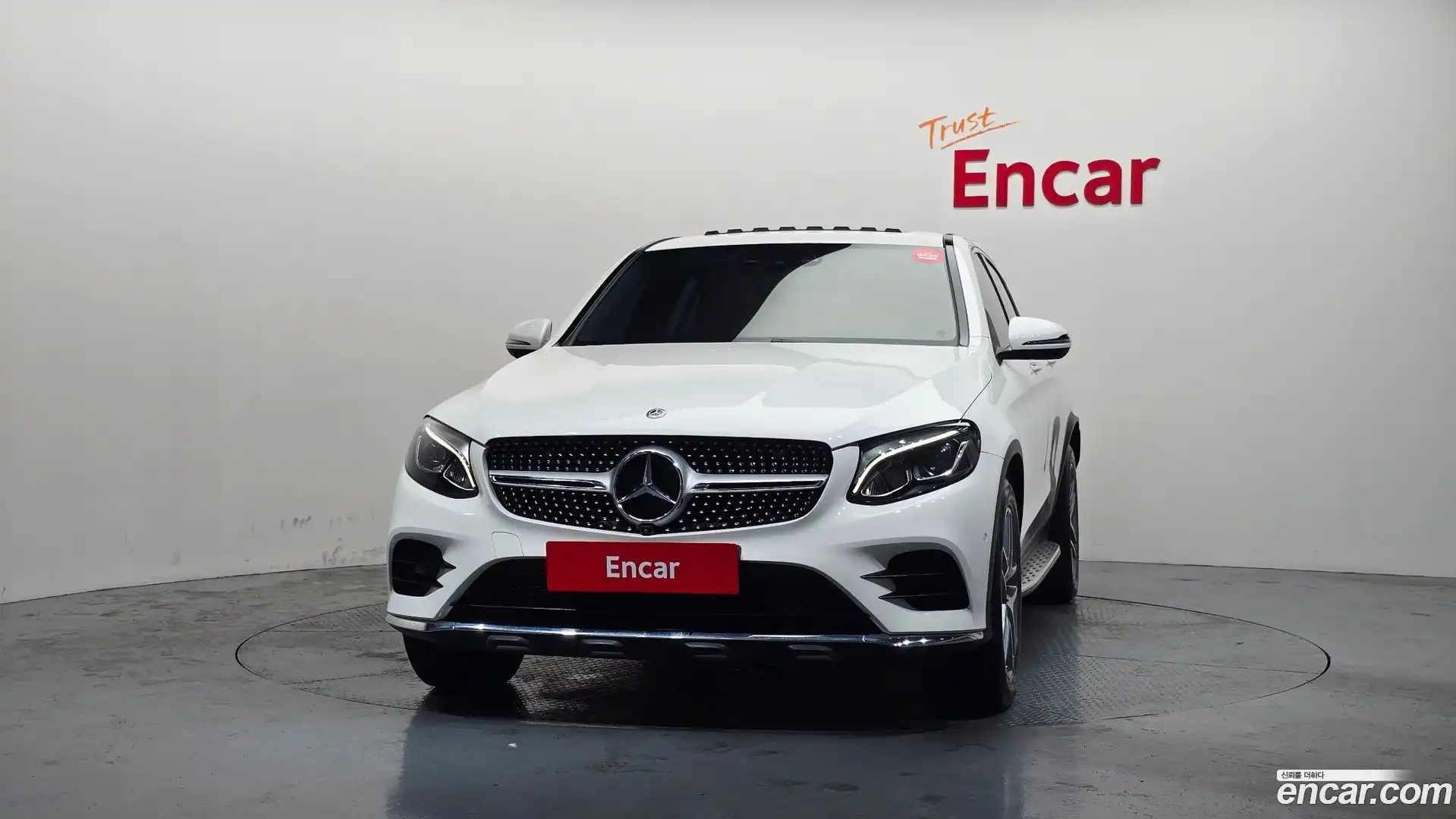 GLC-Class Mercedes-Benz 2018.2-OUTER-003
