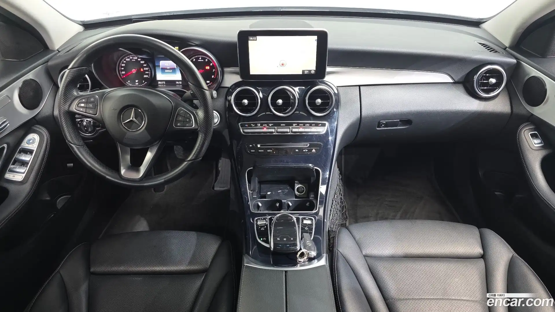 C-Class Mercedes-Benz 2016.8-INNER-007