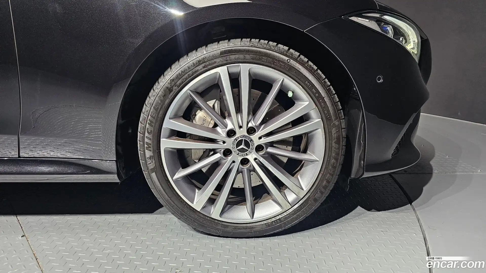 CLS-Class Mercedes-Benz 2019.0-OUTER-031