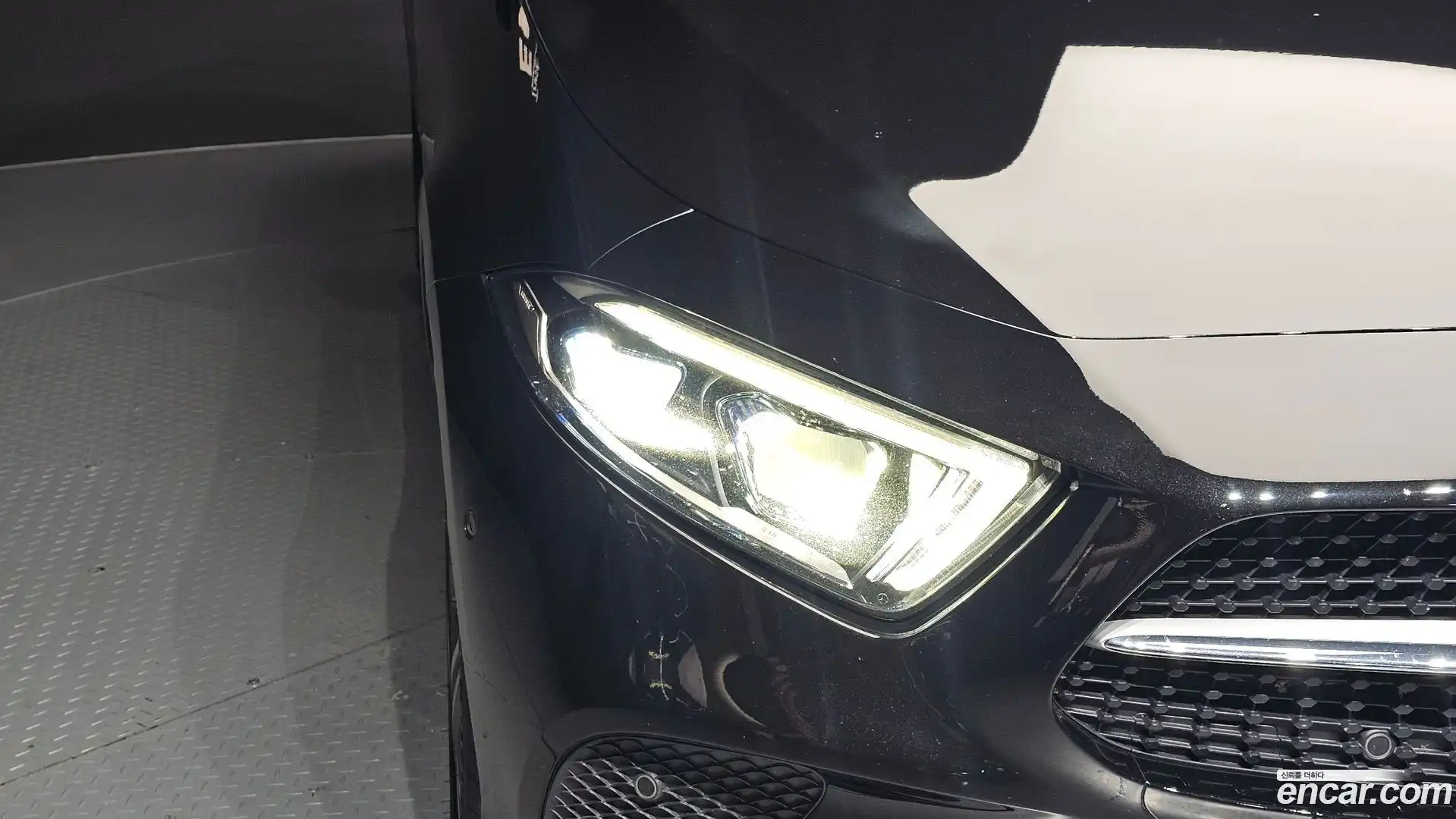 CLS-Class Mercedes-Benz 2019.0-OUTER-032