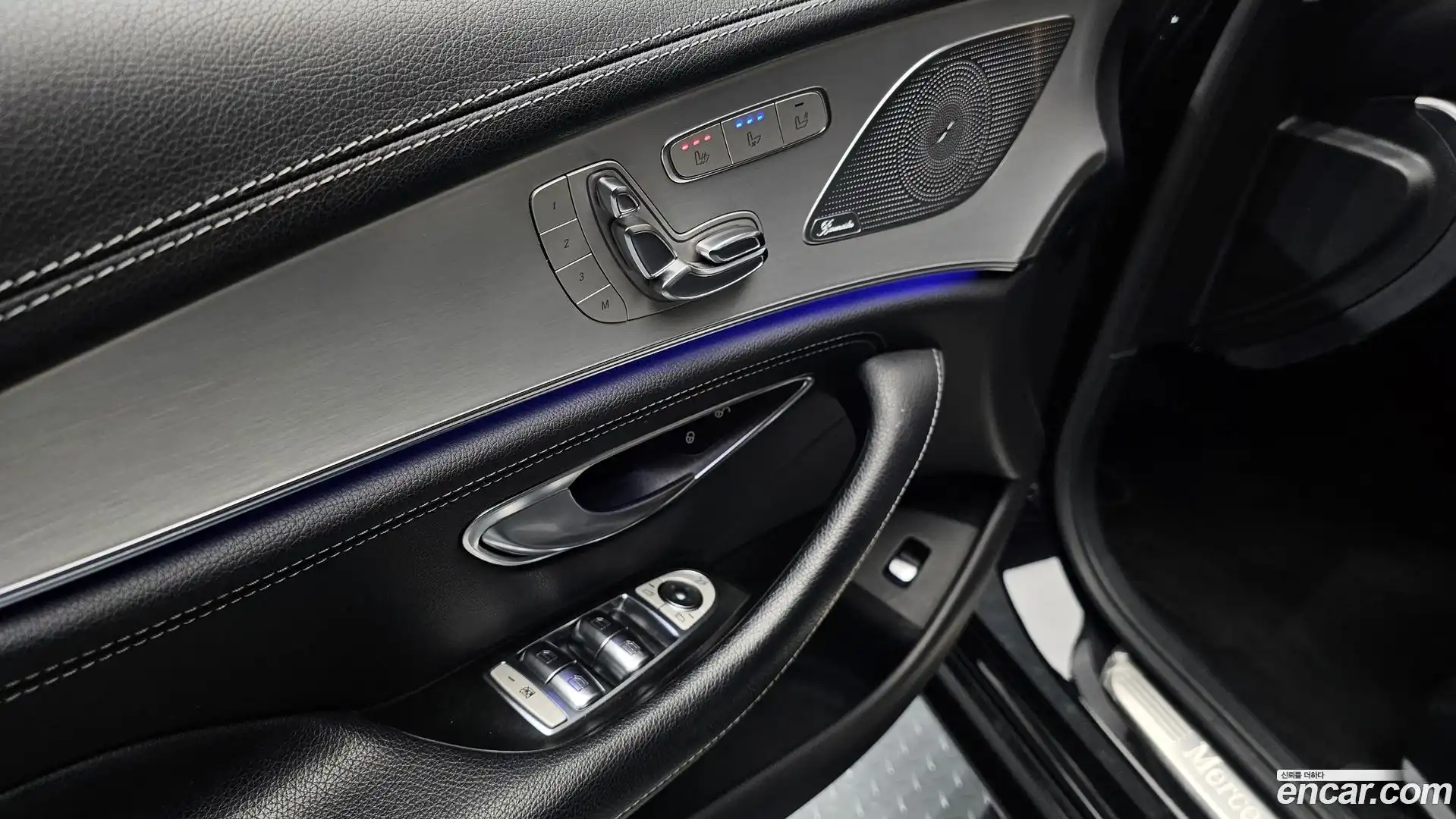 CLS-Class Mercedes-Benz 2019.0-OPTION-040