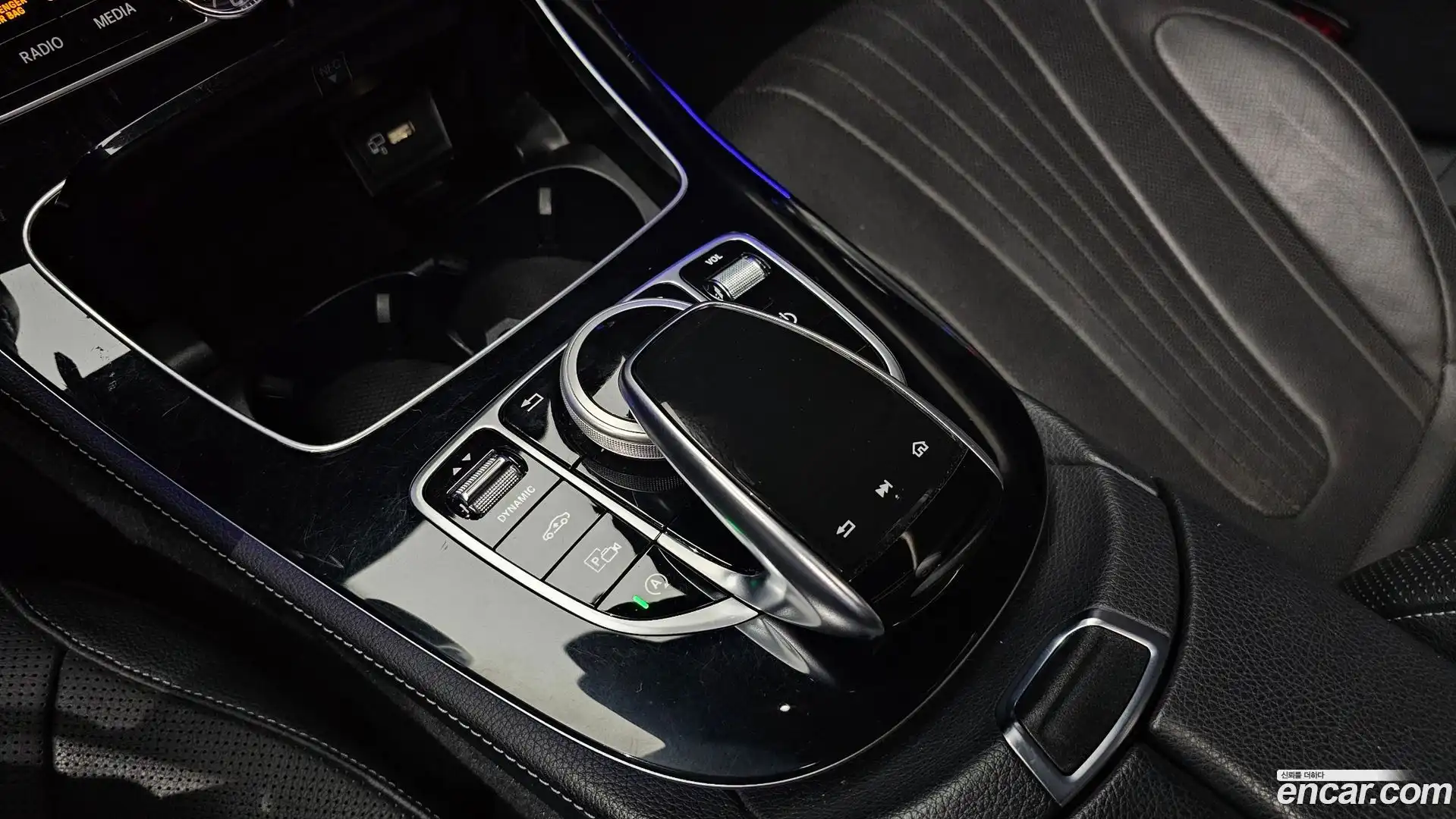 CLS-Class Mercedes-Benz 2019.0-OPTION-045