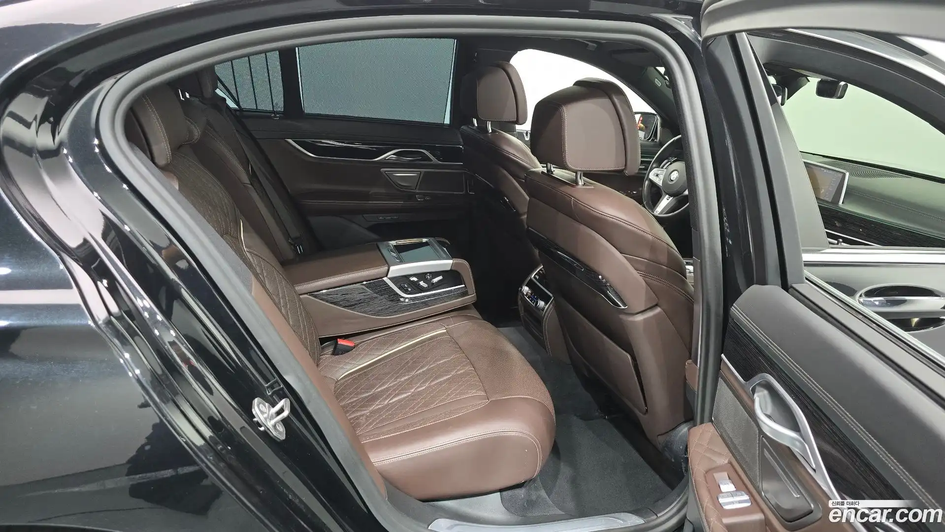7-Series BMW 2020.6-OPTION-015