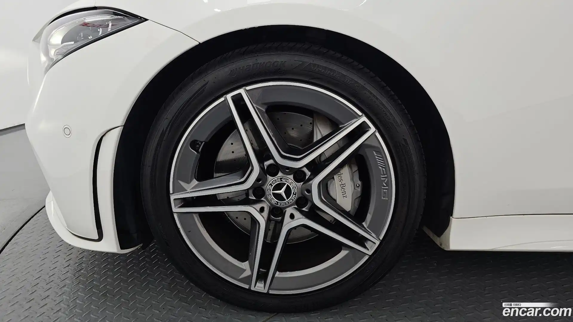 CLS-Class Mercedes-Benz 2019.11-OUTER-005
