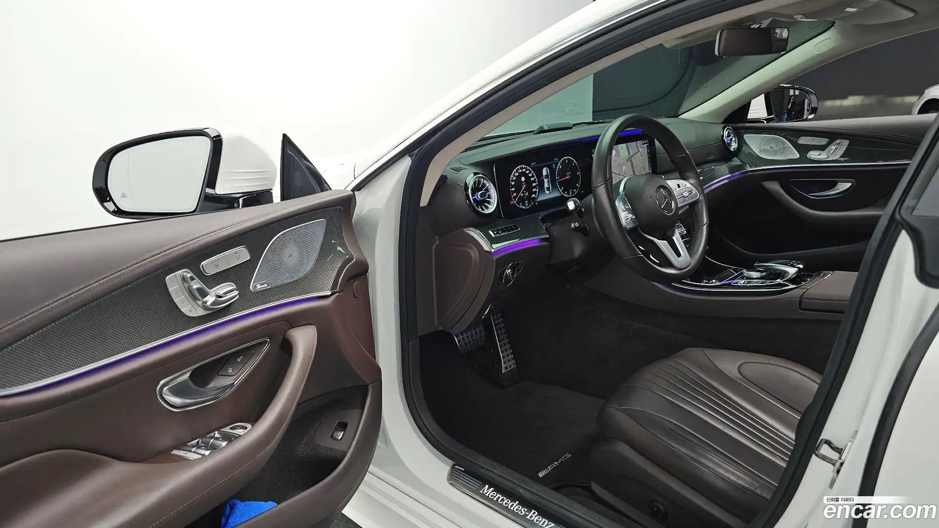 CLS-Class Mercedes-Benz 2019.11-OPTION-015