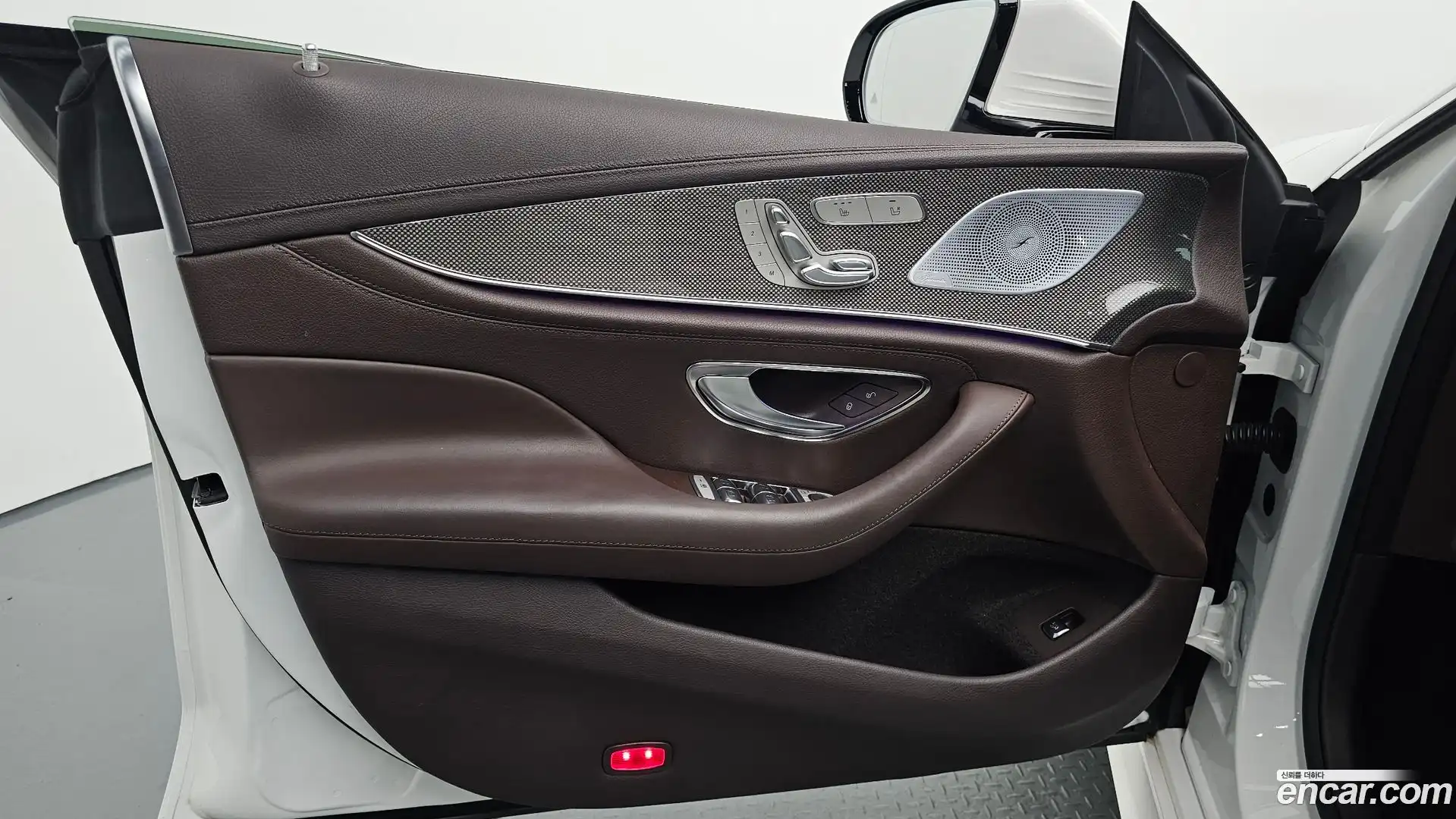 CLS-Class Mercedes-Benz 2019.11-INNER-034