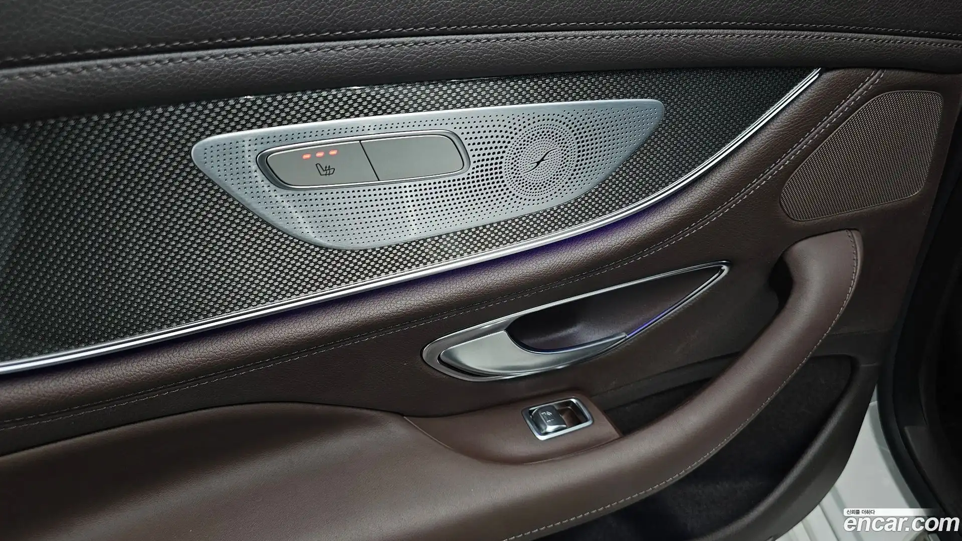 CLS-Class Mercedes-Benz 2019.11-OPTION-040