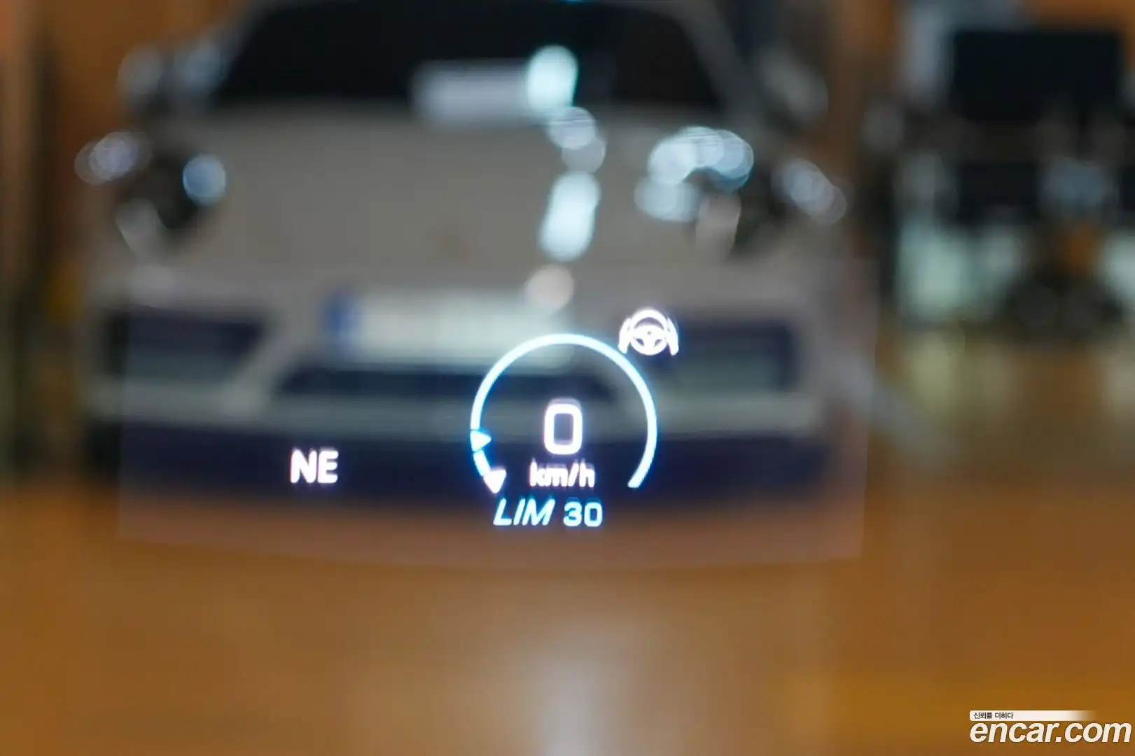 E-Class Mercedes-Benz 2020.8-OPTION-019