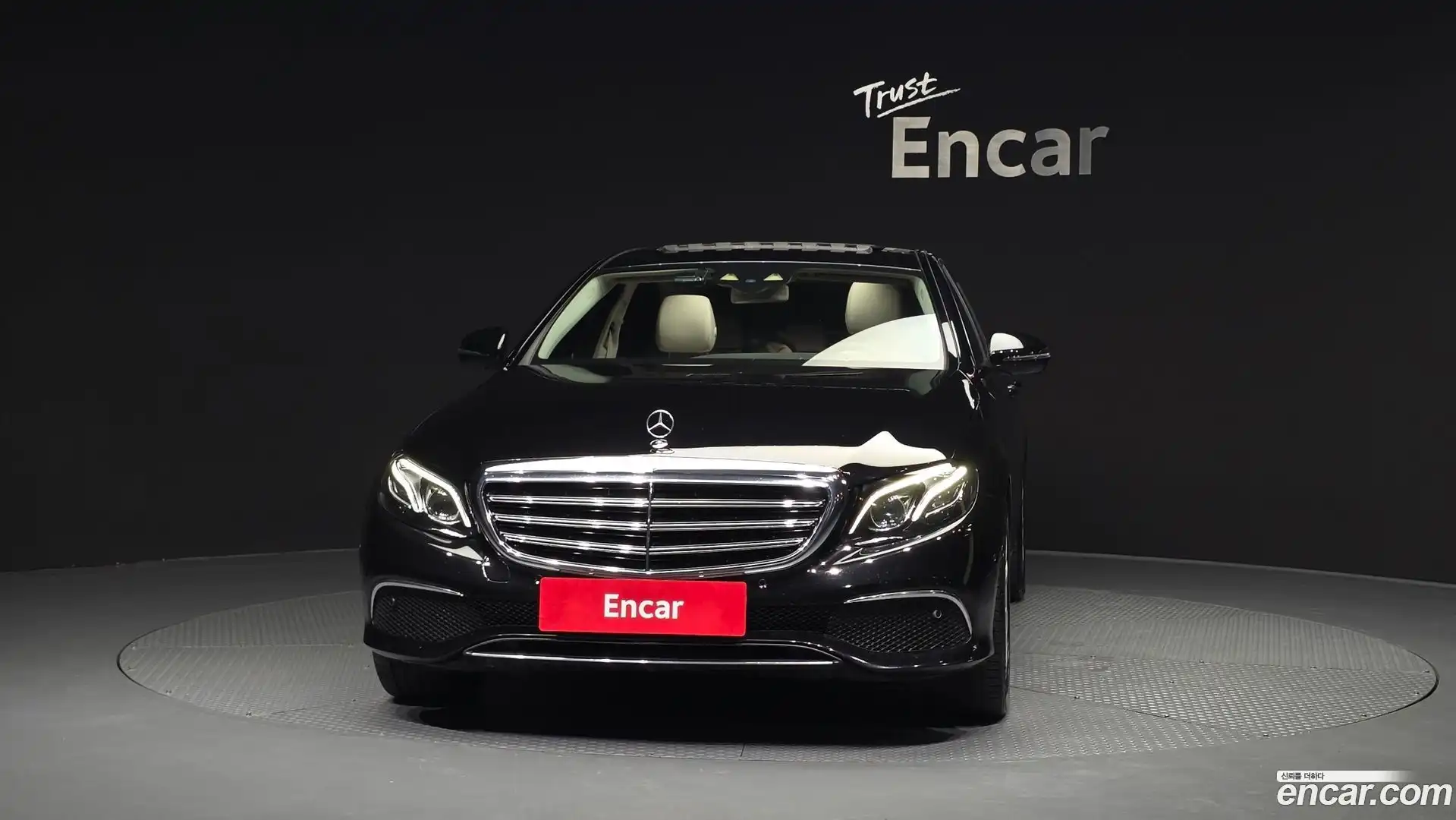 E-Class Mercedes-Benz 2016.7-OUTER-003