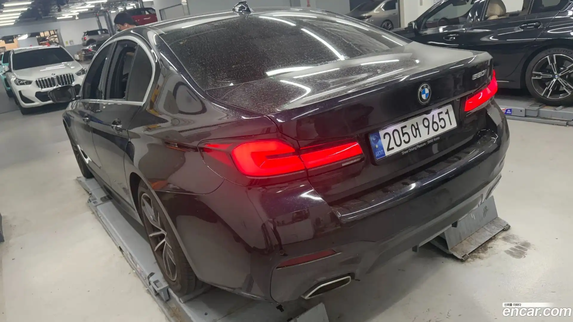 5-Series BMW 2023.7-OUTER-003