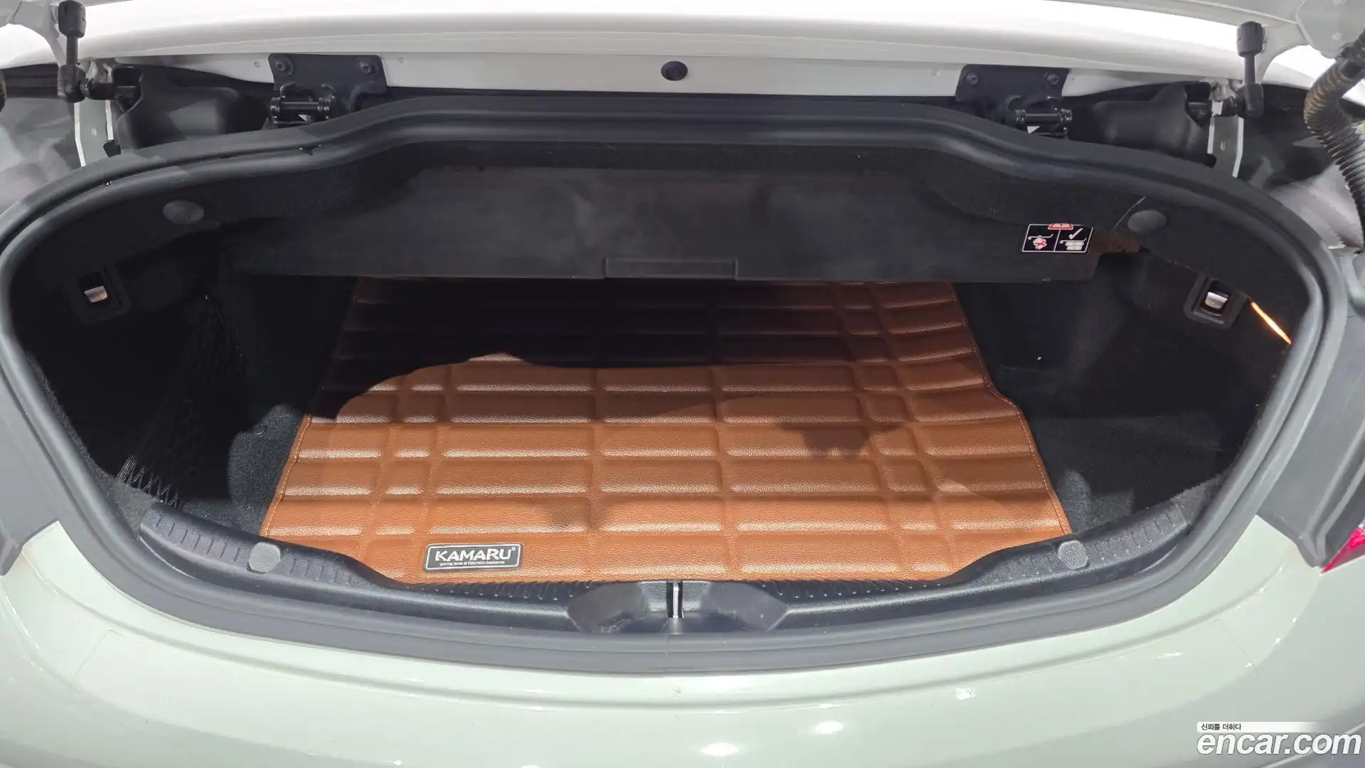C-Class Mercedes-Benz 2022.8-OPTION-023
