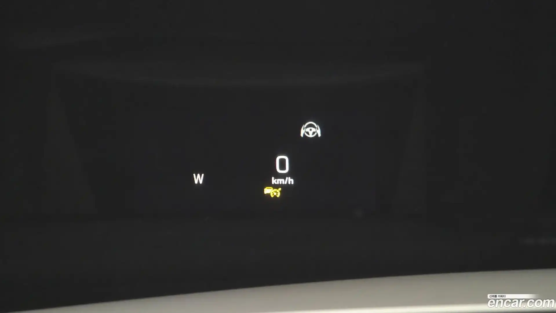 C-Class Mercedes-Benz 2022.8-OPTION-043