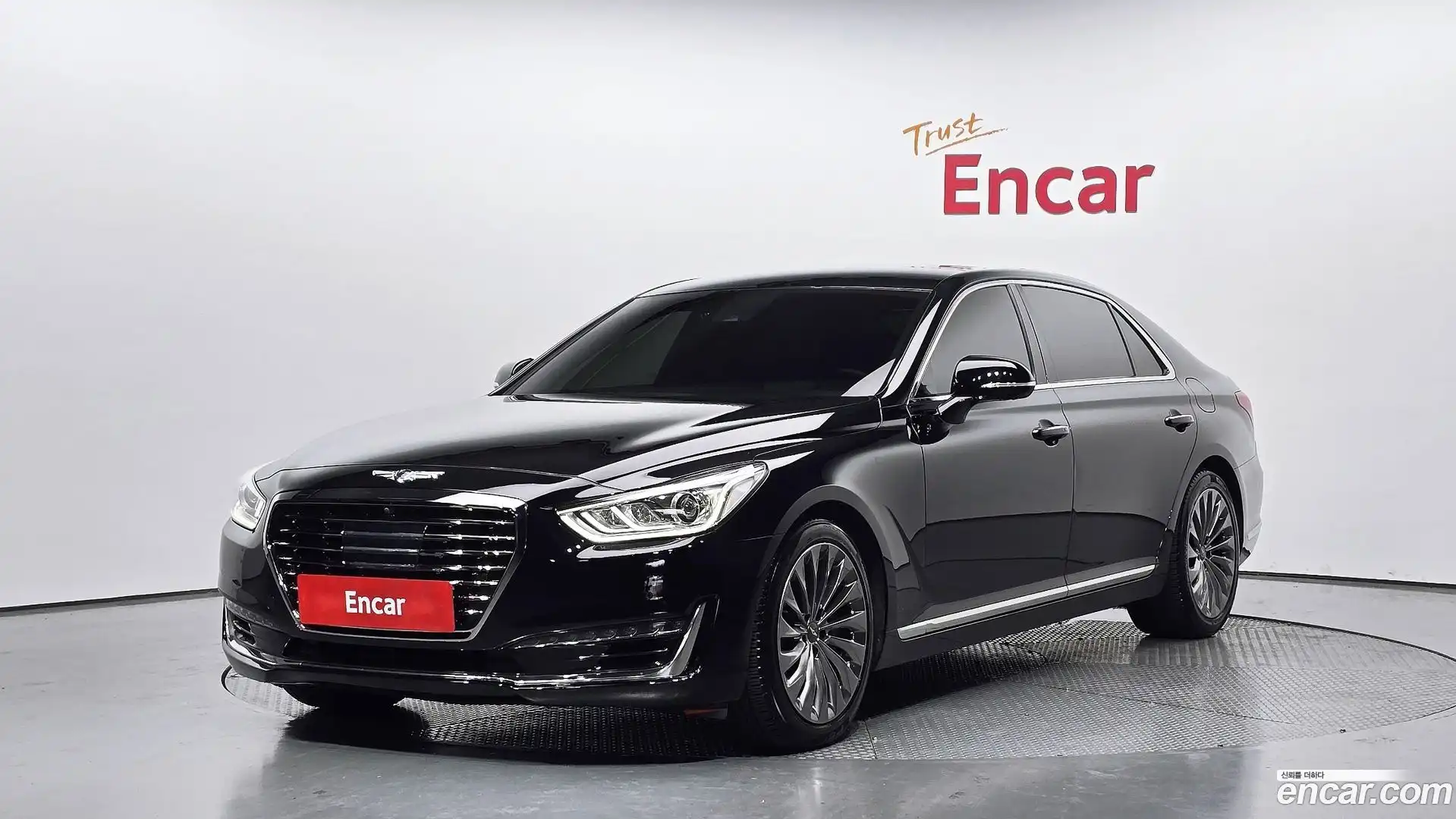 EQ900 Genesis 2016.6-OUTER-001