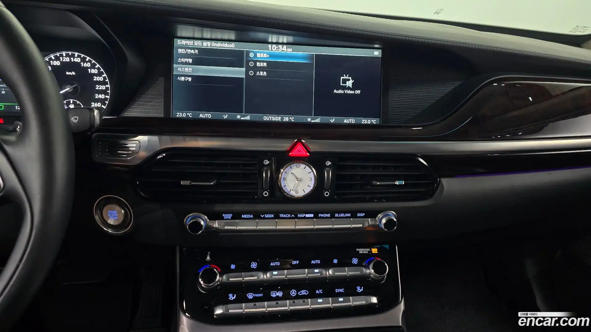 EQ900 Genesis 2016.6-OPTION-019