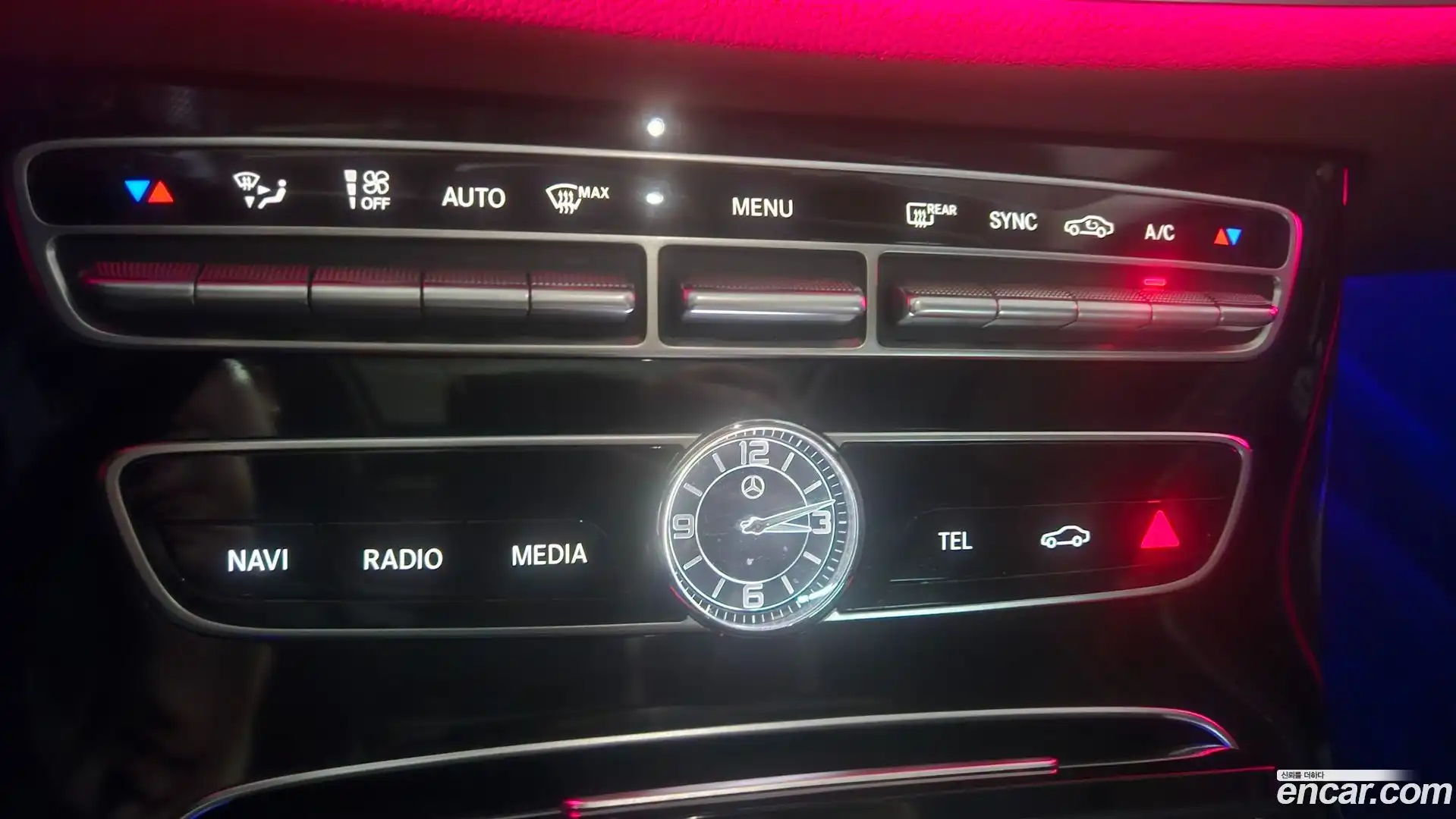 E-Class Mercedes-Benz 2018.5-OPTION-024
