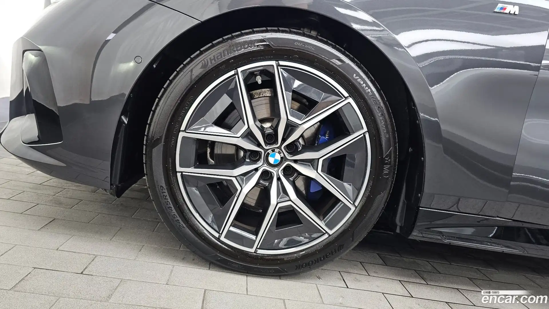 5-Series BMW 2025.8-OUTER-005