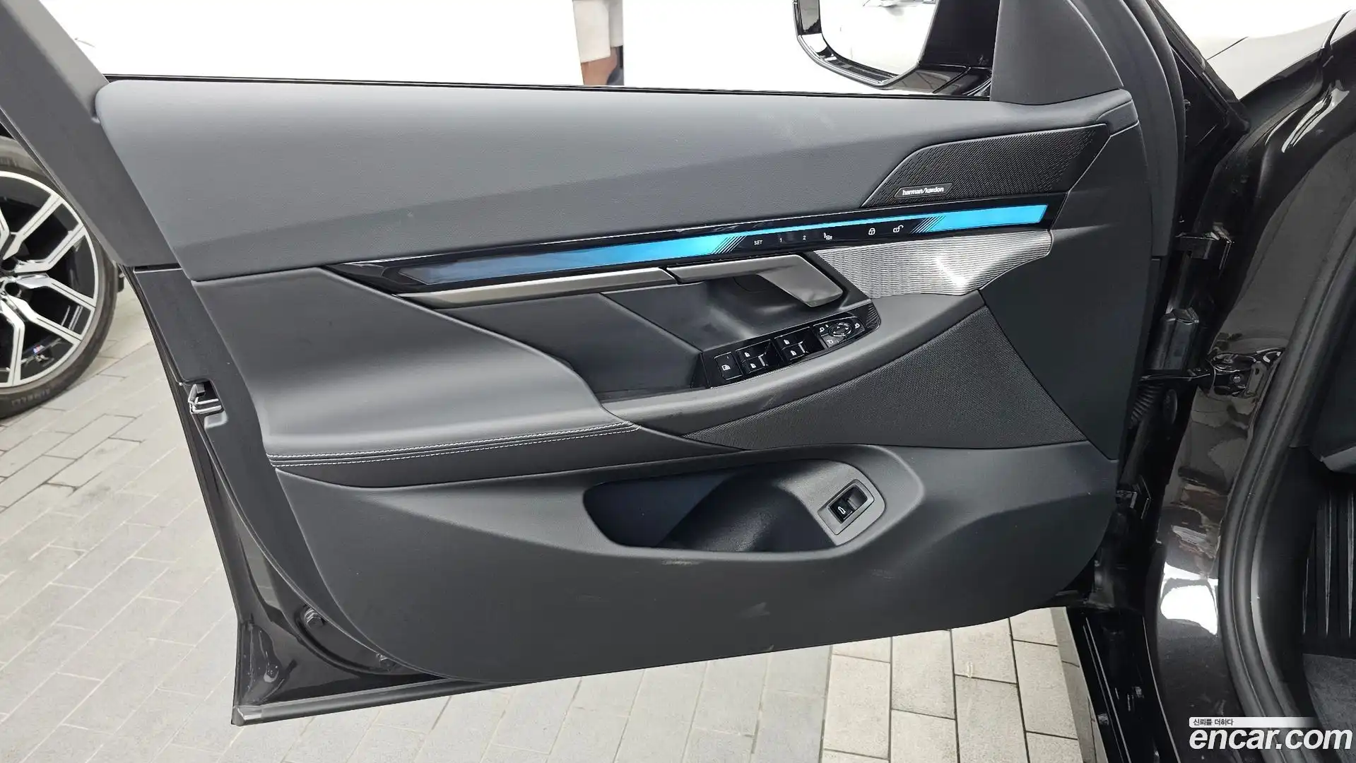 5-Series BMW 2025.8-INNER-034