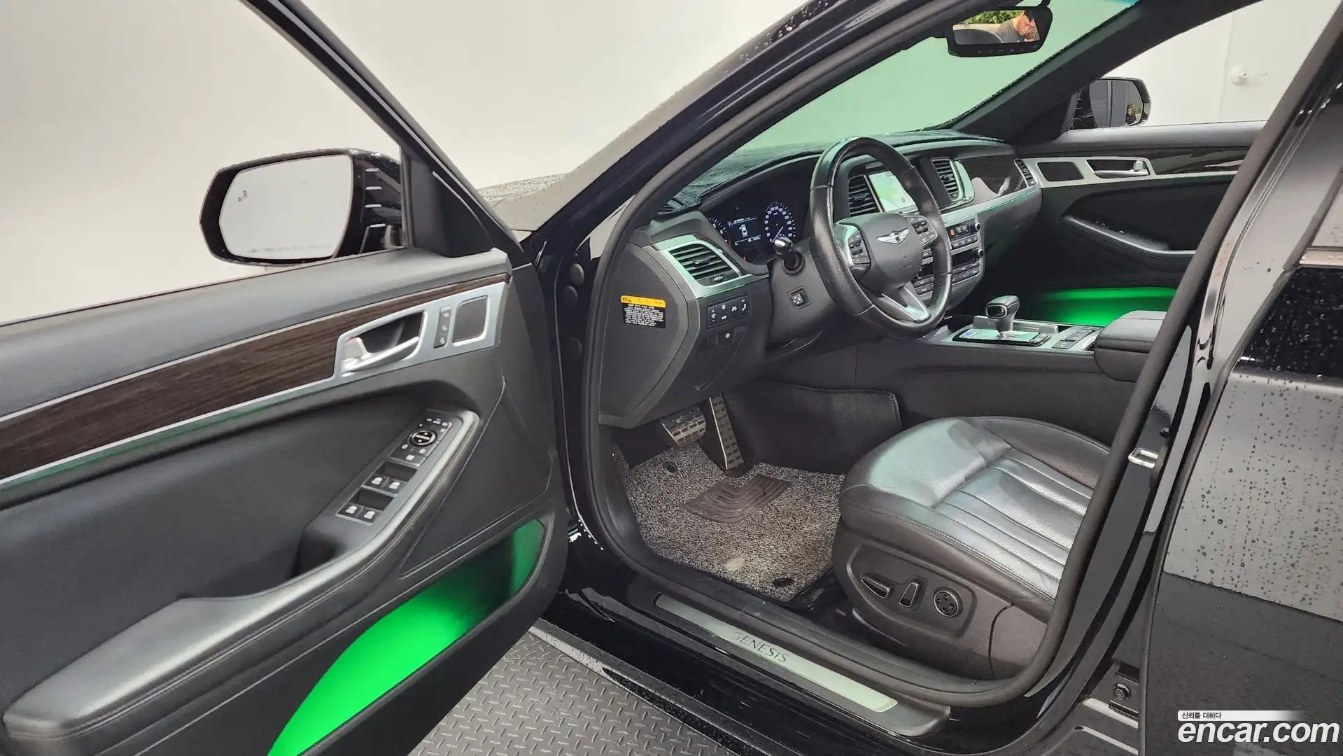 G80 Genesis 2019.7-INNER-010