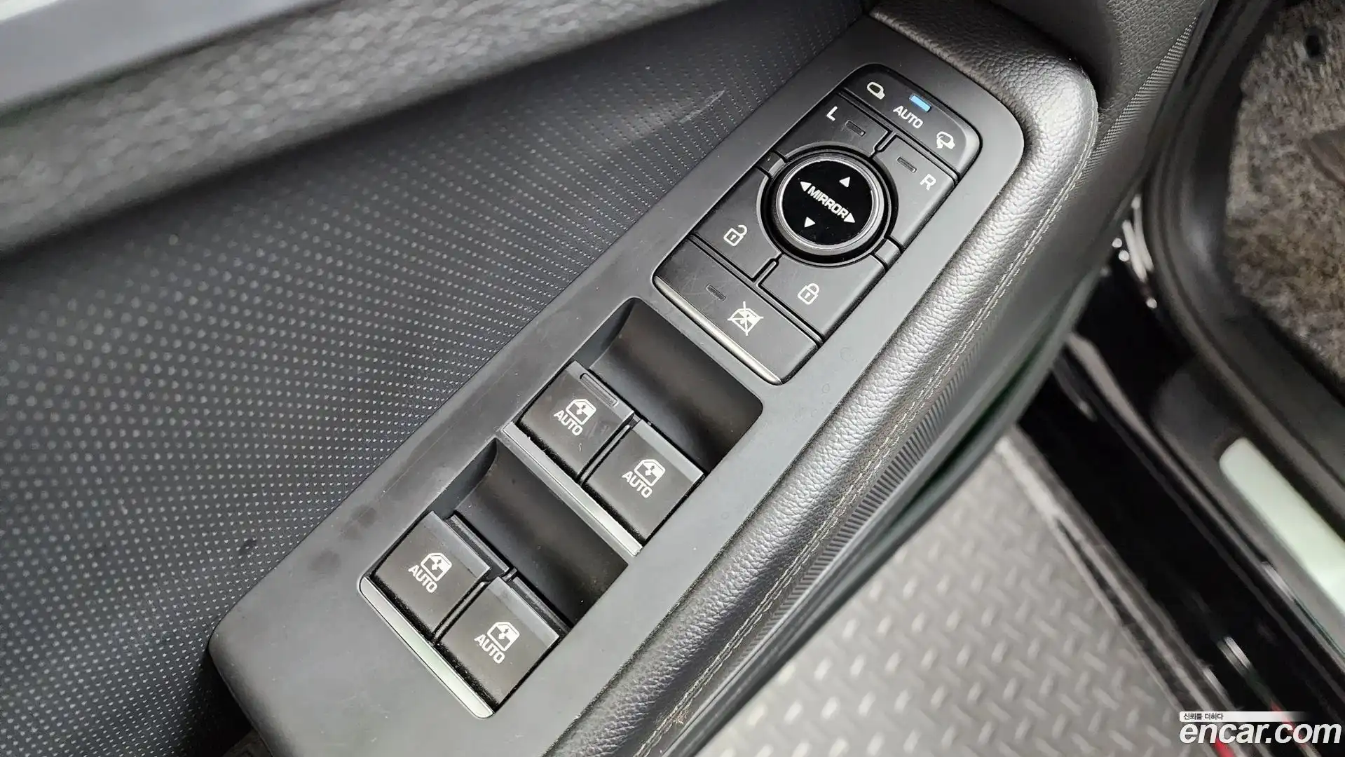 G80 Genesis 2019.7-OPTION-049