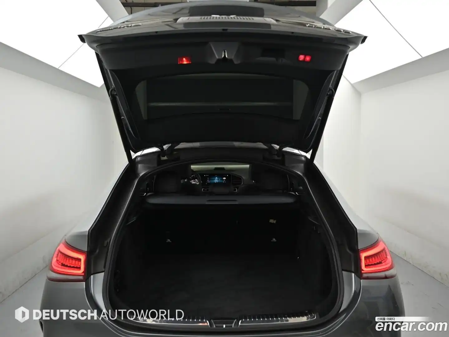 GLE-Class Mercedes-Benz 2021.3-OPTION-023