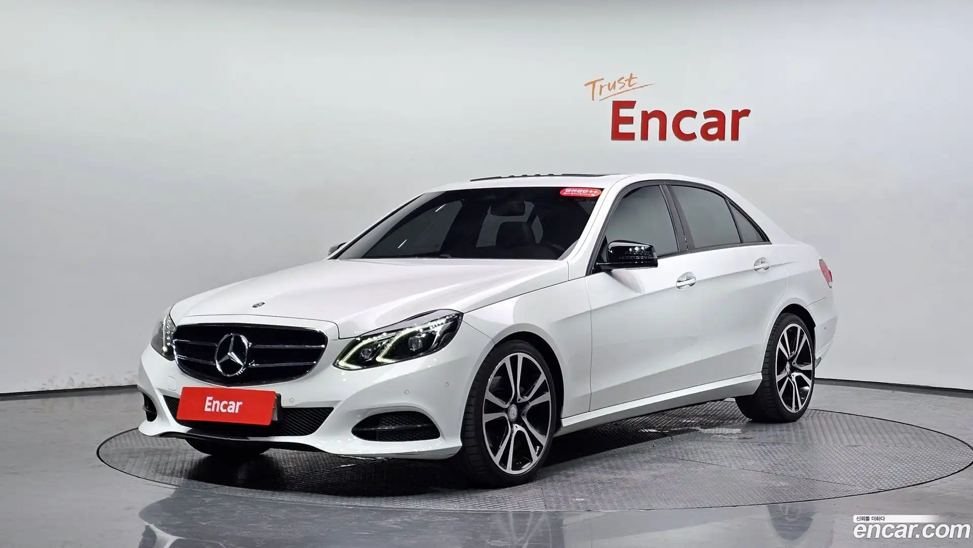 E-Class Mercedes-Benz 2015.6-OUTER-001