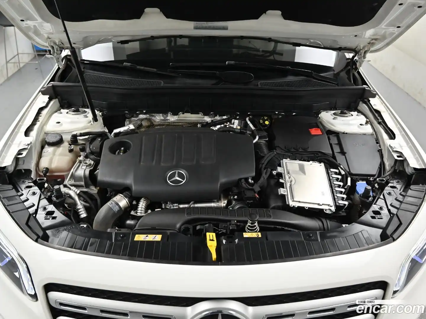 GLB-Class Mercedes-Benz 2022.7-OUTER-006