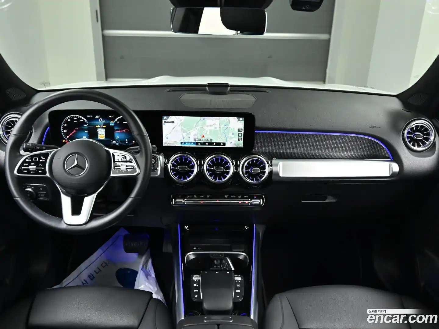GLB-Class Mercedes-Benz 2022.7-INNER-007