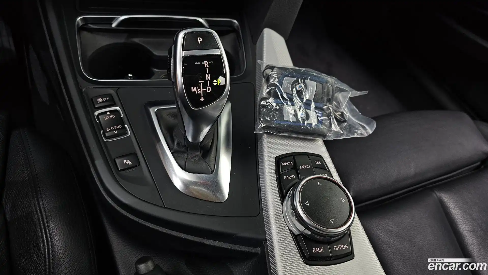 3-Series BMW 2016.10-INNER-009