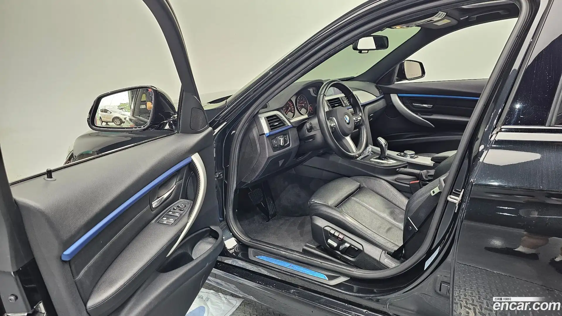 3-Series BMW 2016.10-INNER-010
