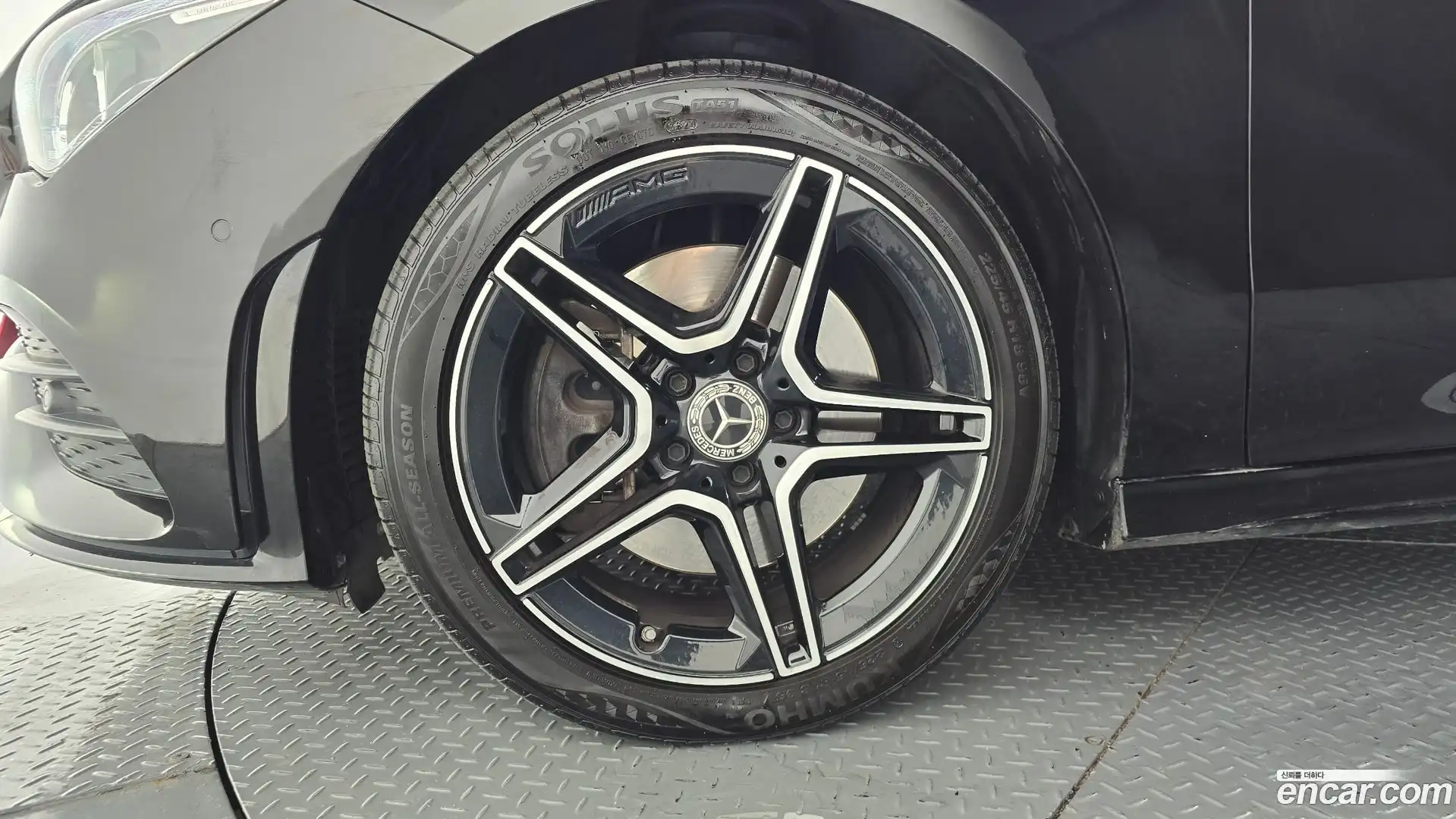 CLA-Class Mercedes-Benz 2023.5-OUTER-005