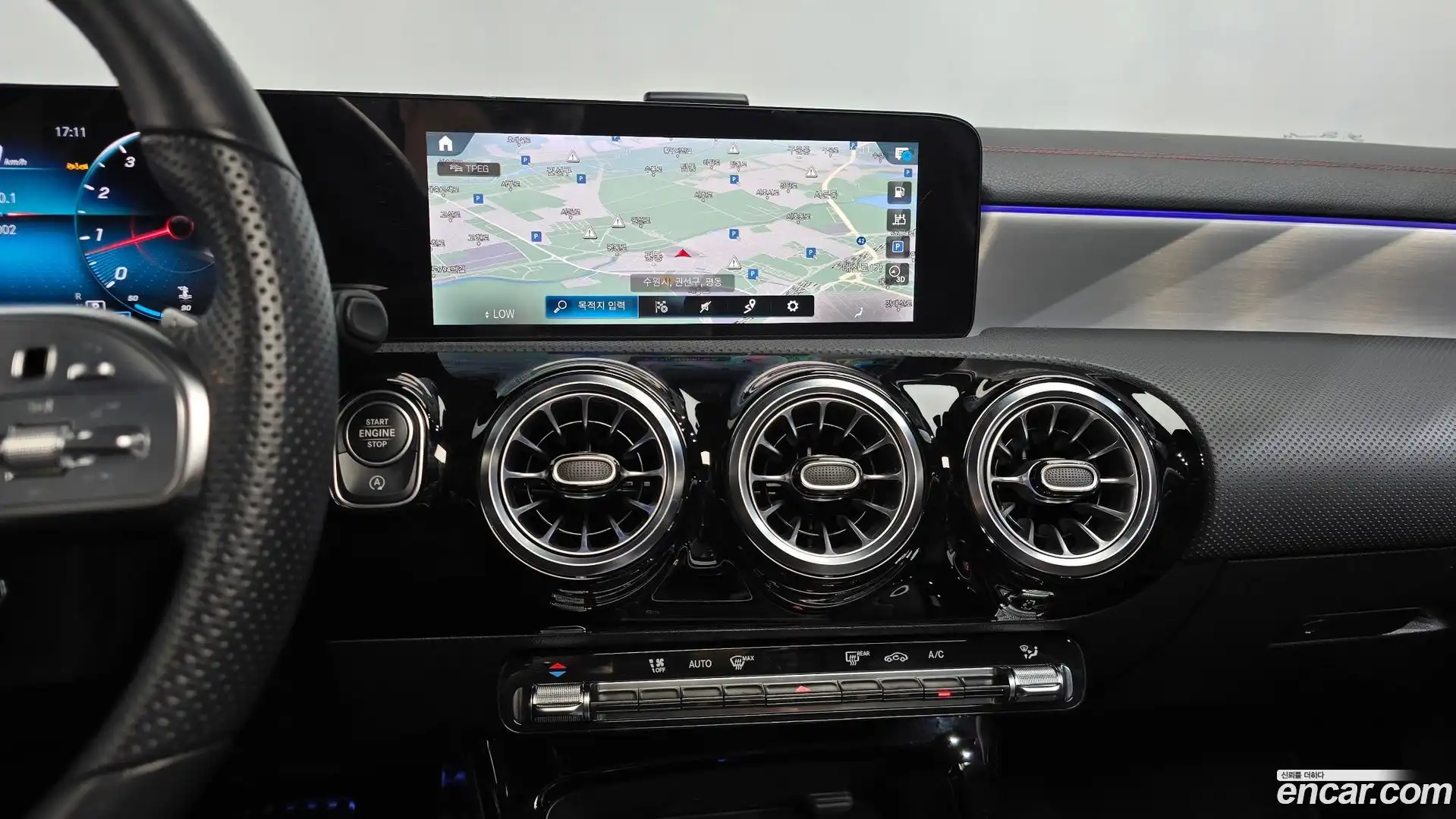 CLA-Class Mercedes-Benz 2023.5-OPTION-016