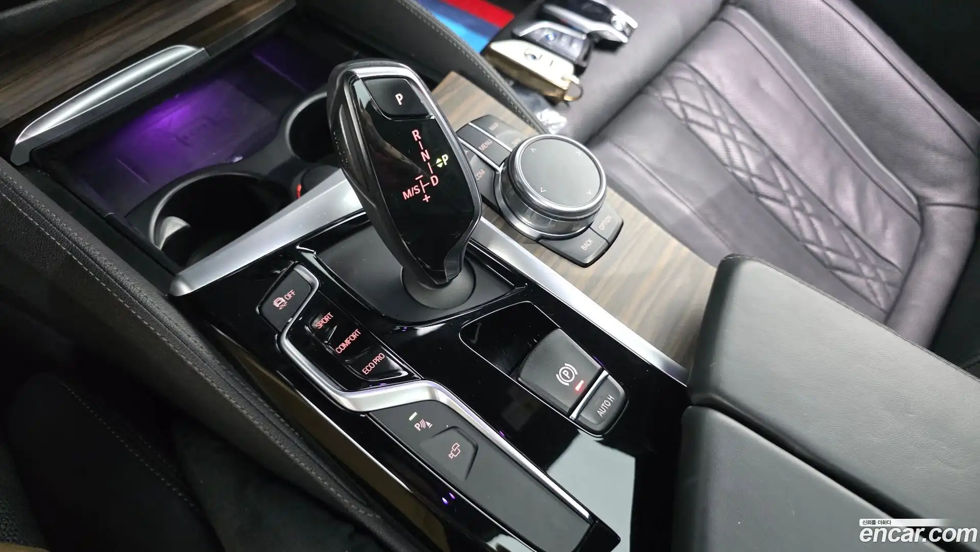 5-Series BMW 2017.10-INNER-009