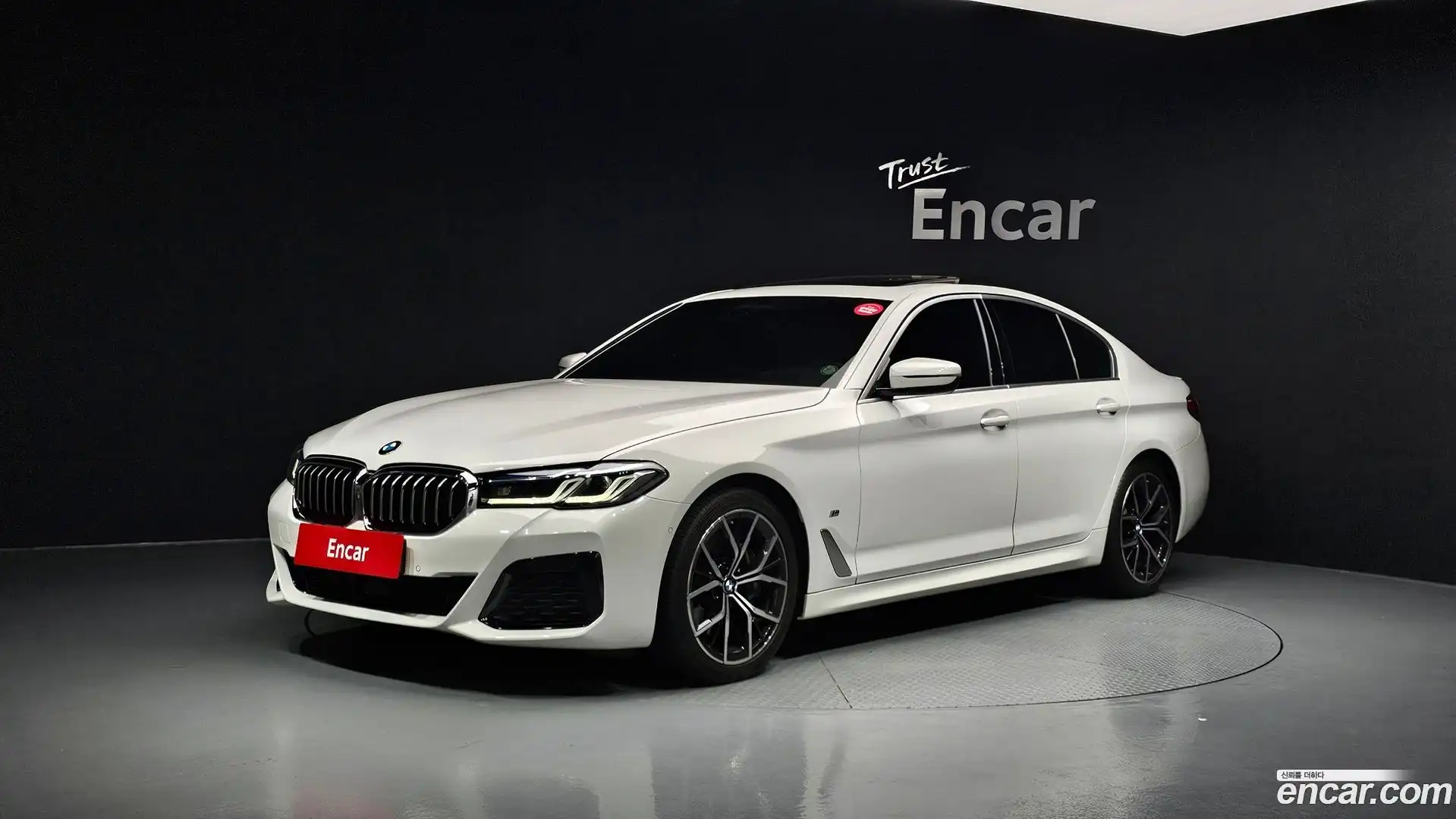 5-Series BMW 2022.9-OUTER-001