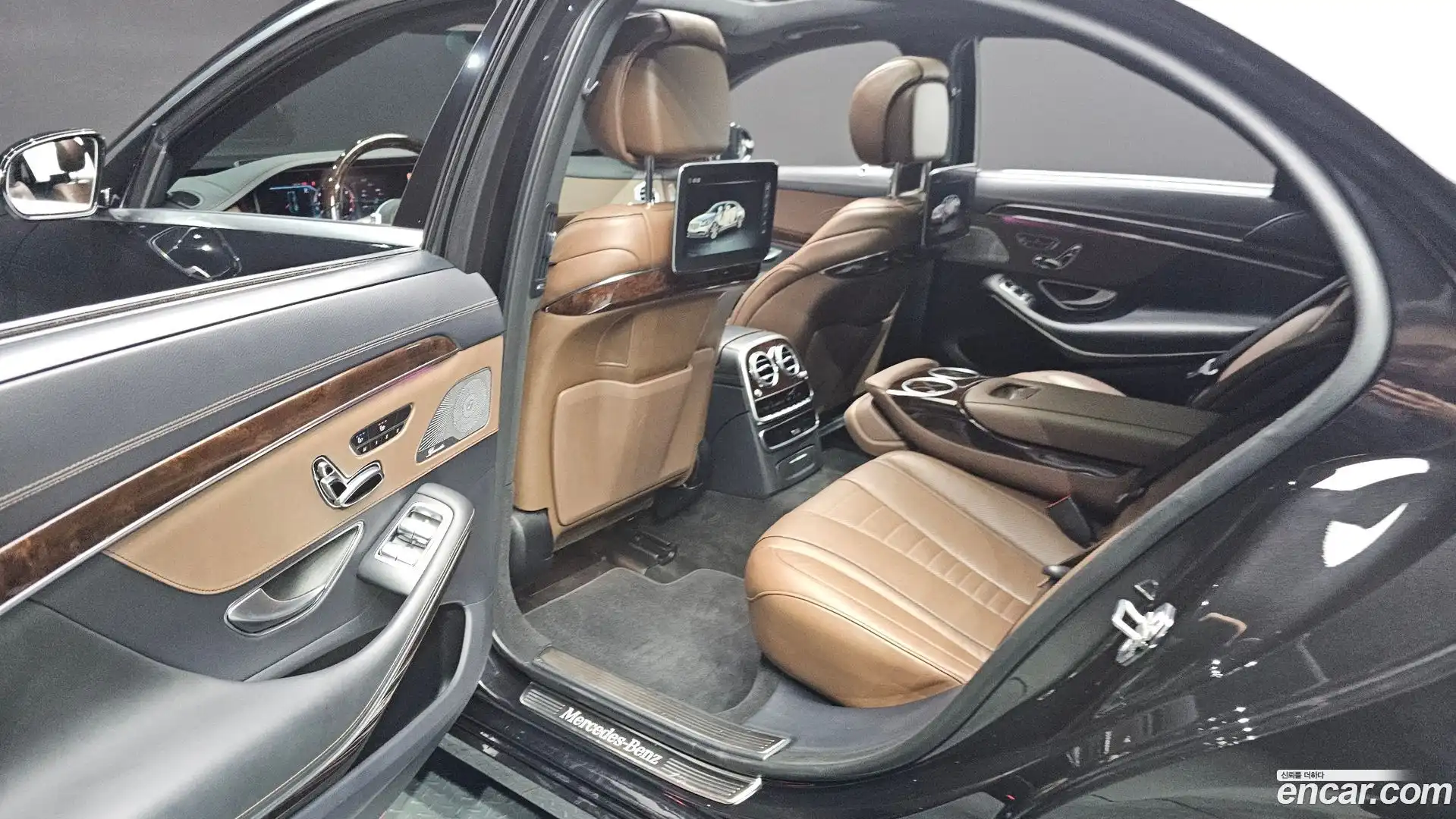 S-Class Mercedes-Benz 2018.4-OPTION-015