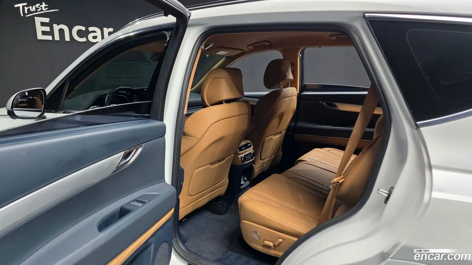 GV80 Genesis 2021.8-INNER-036